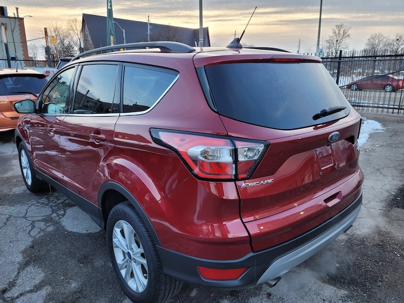 /autoisland/2018-Ford-Escape-8328485556045355.jpg