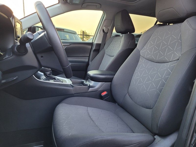 /autoisland/2020-Toyota-RAV4-9006152206646343.jpg