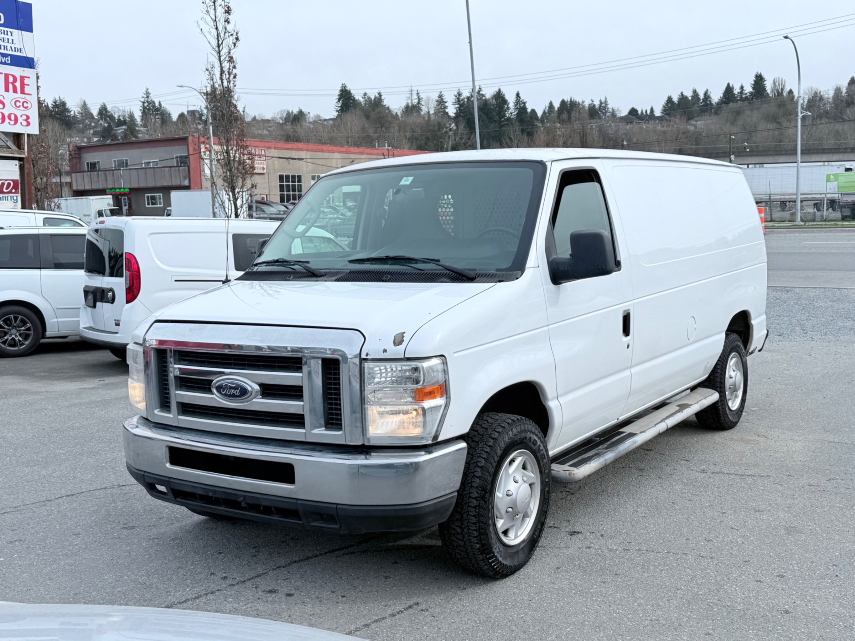 2011 Ford E-Series E-250 Cargo Van