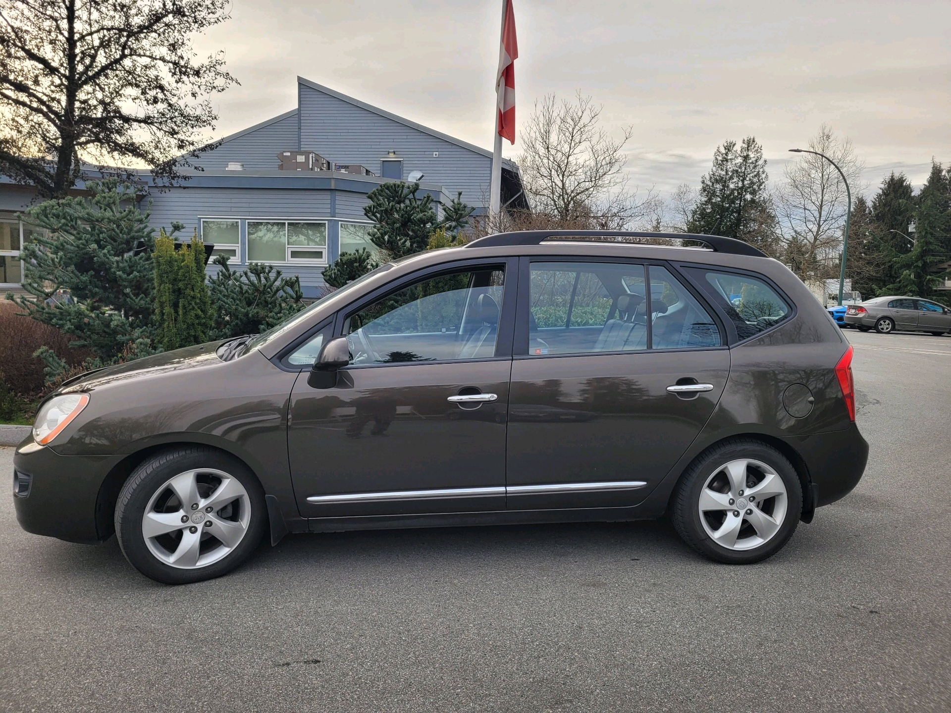 2009 Kia Rondo