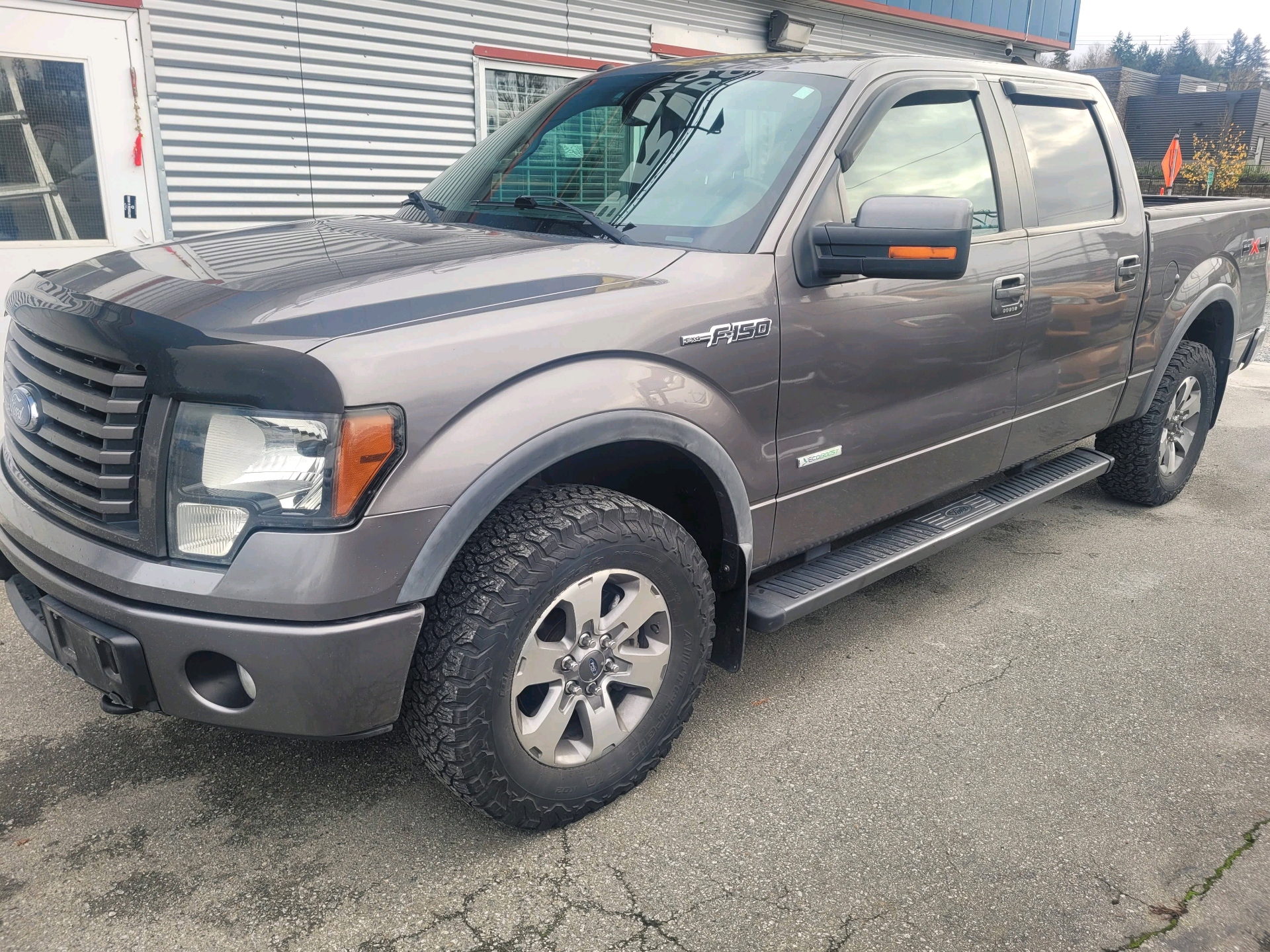 Ford F-150 XLT SuperCrew 4WD 2011