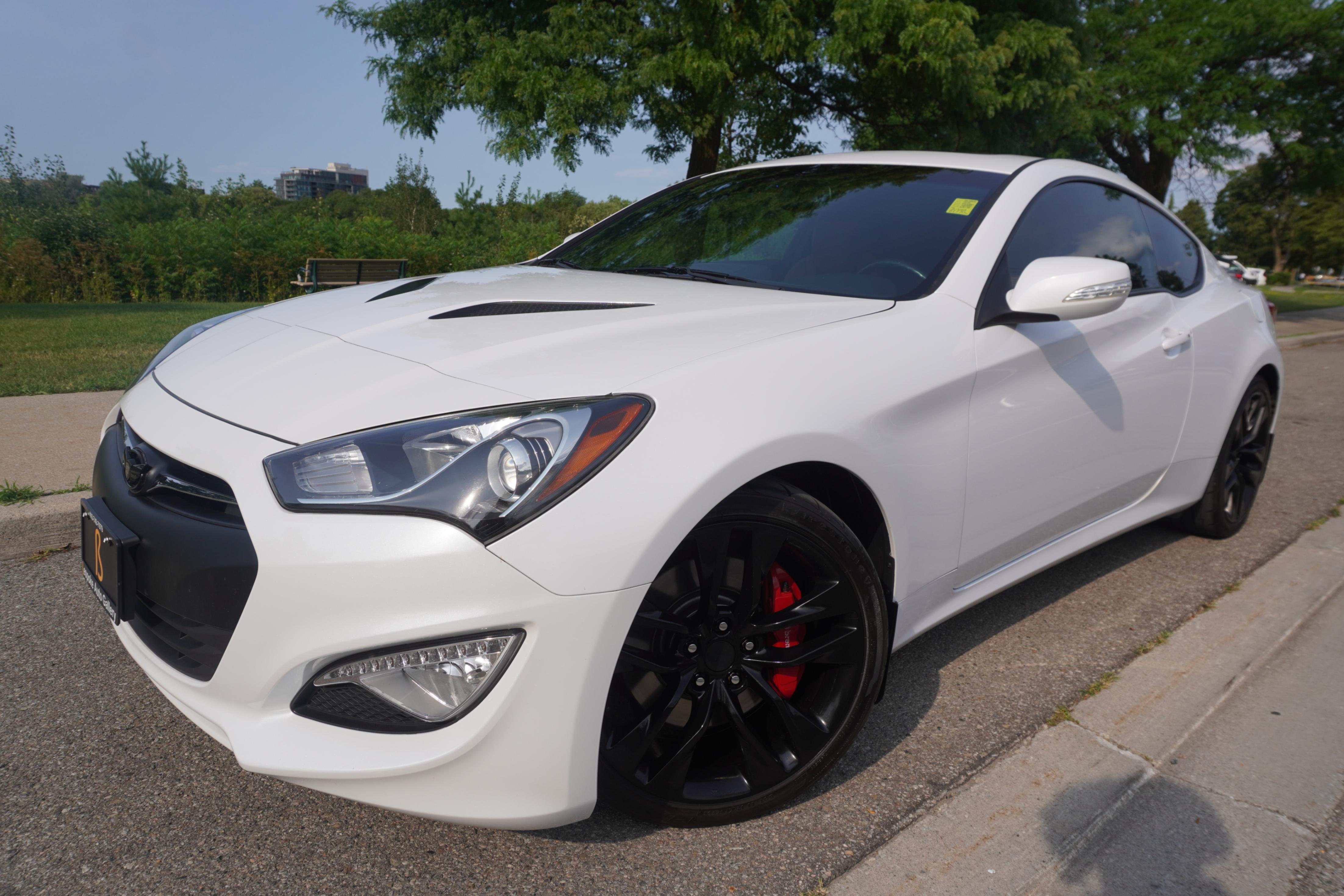 2016 Hyundai Genesis