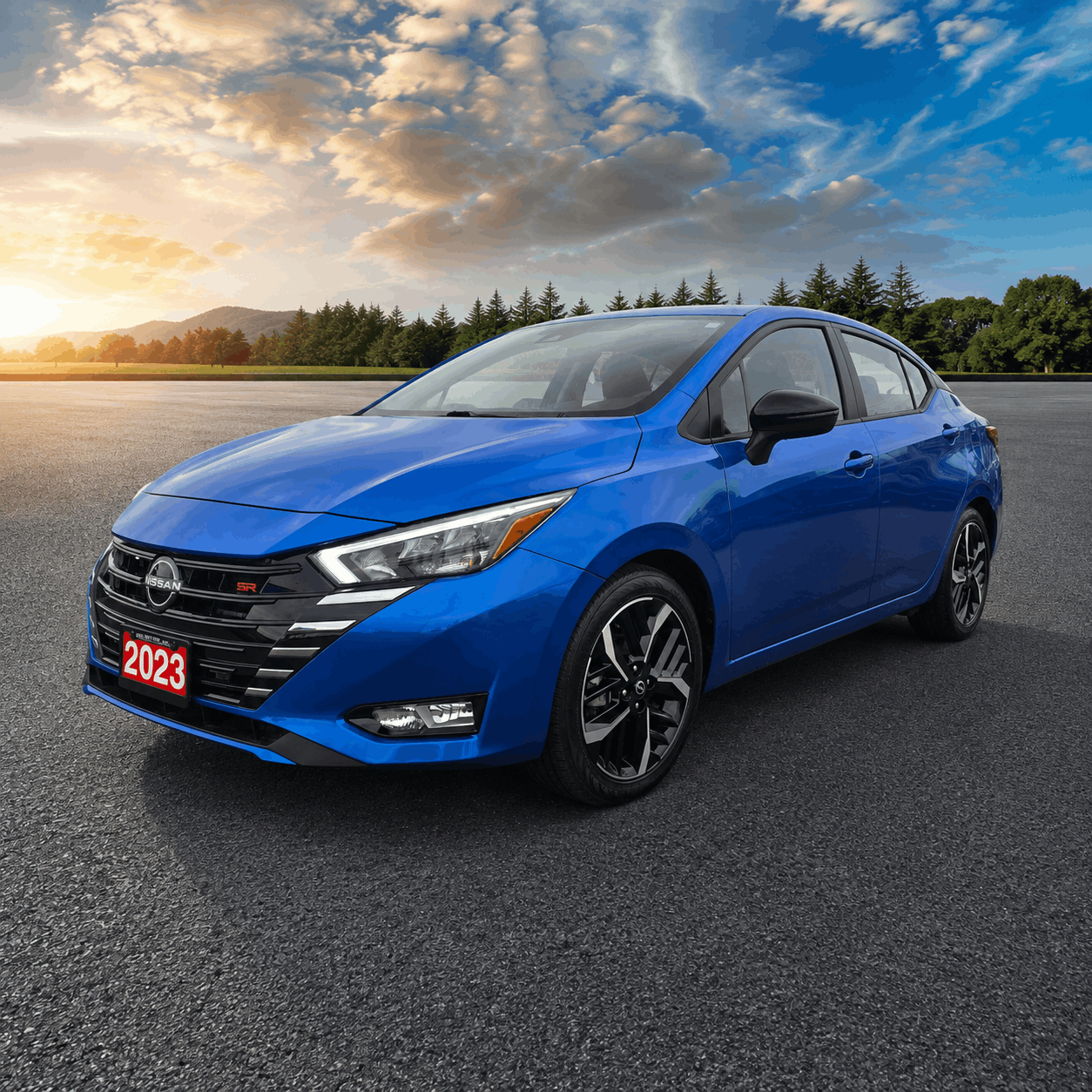 2023 Nissan Versa SR FWD
