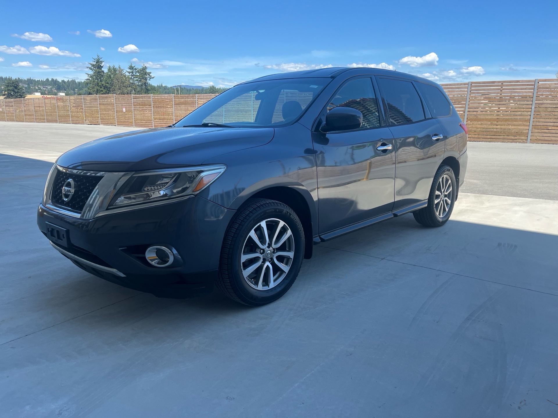 2014 Nissan Pathfinder SL