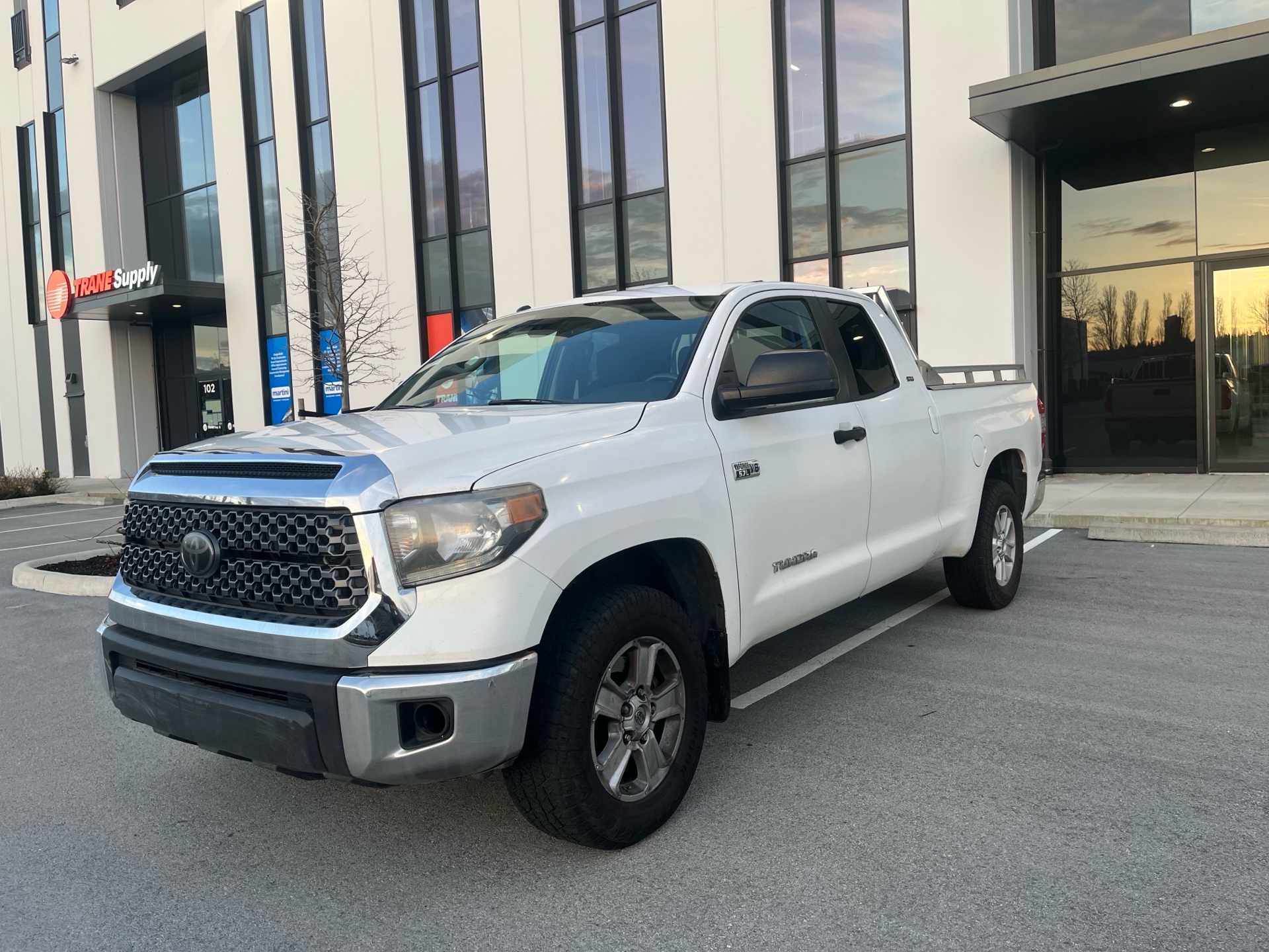 2018 Toyota Tundra SR5 Double Cab 5.7L 4WD