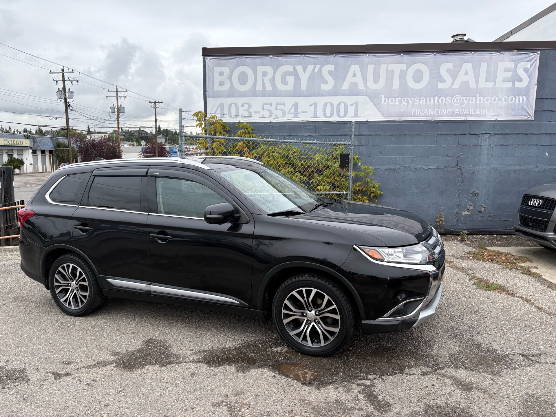 Gray 2018 Mitsubishi Outlander SUV / Crossover All-Wheel Drive Automatic
