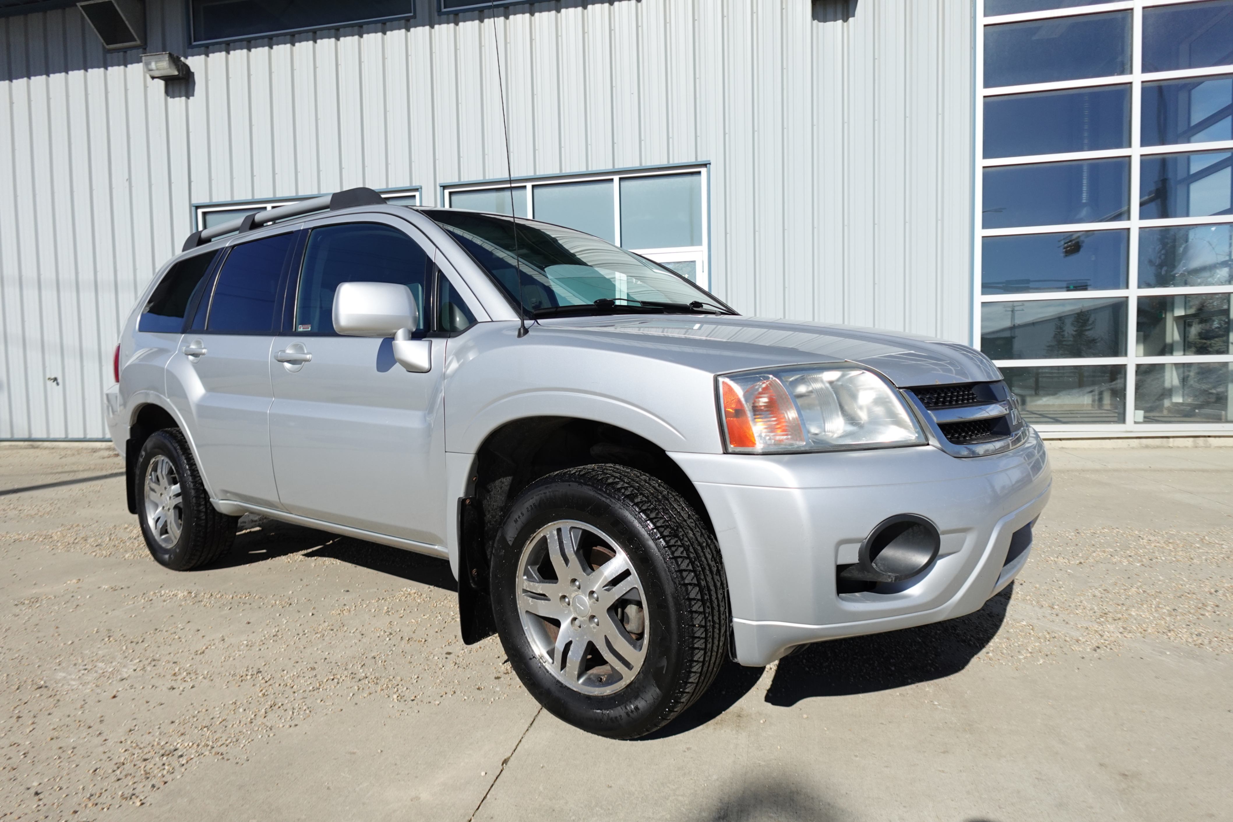 Silver 2007 Mitsubishi Endeavor SUV / Crossover All-Wheel Drive Automatic