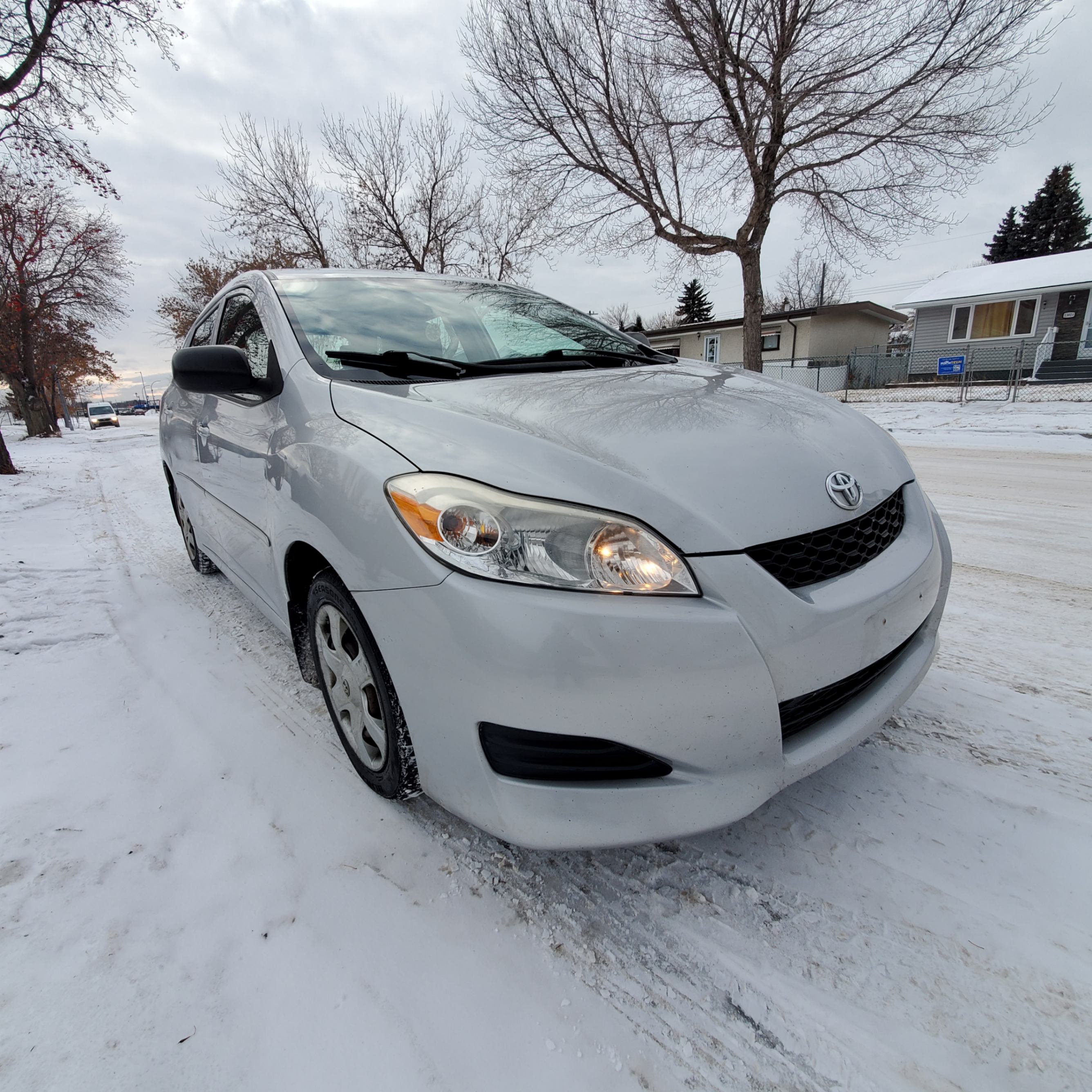 Silver 2009 Toyota Matrix Hatchback Front-Wheel Drive Automatic