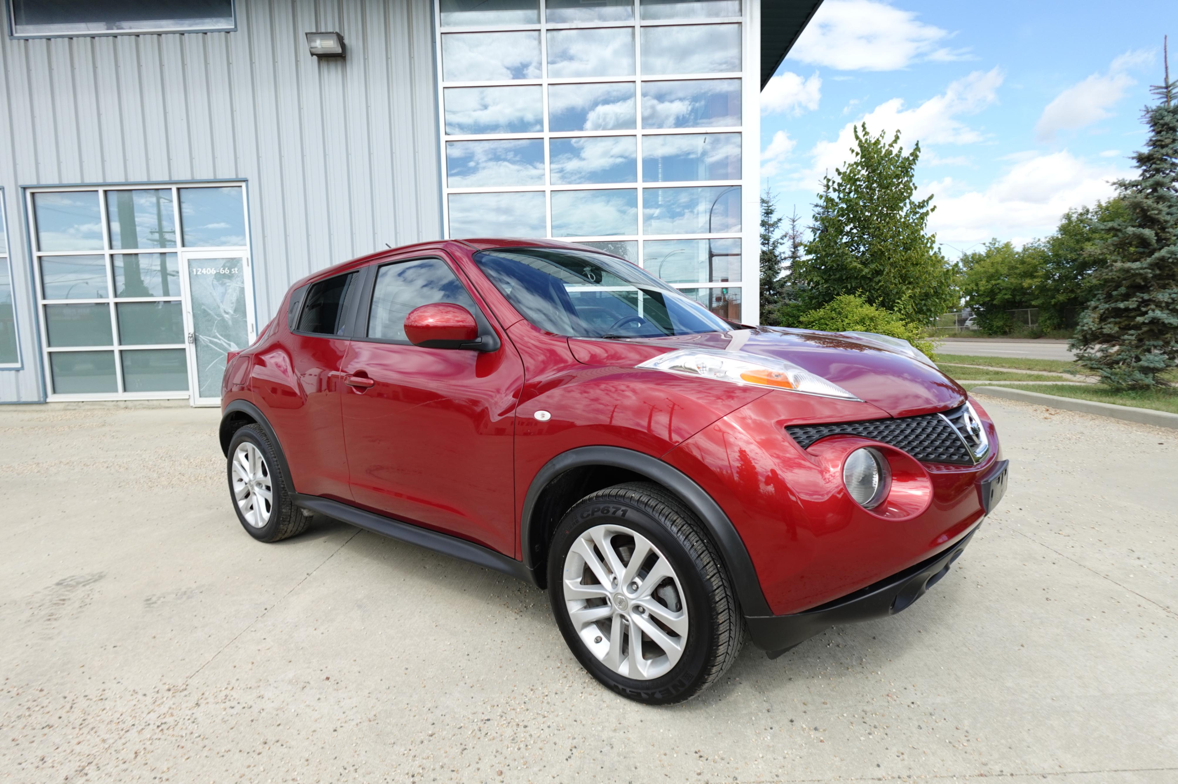 Metallic Candy Red 2011 Nissan Juke SUV / Crossover All-Wheel Drive Automatic