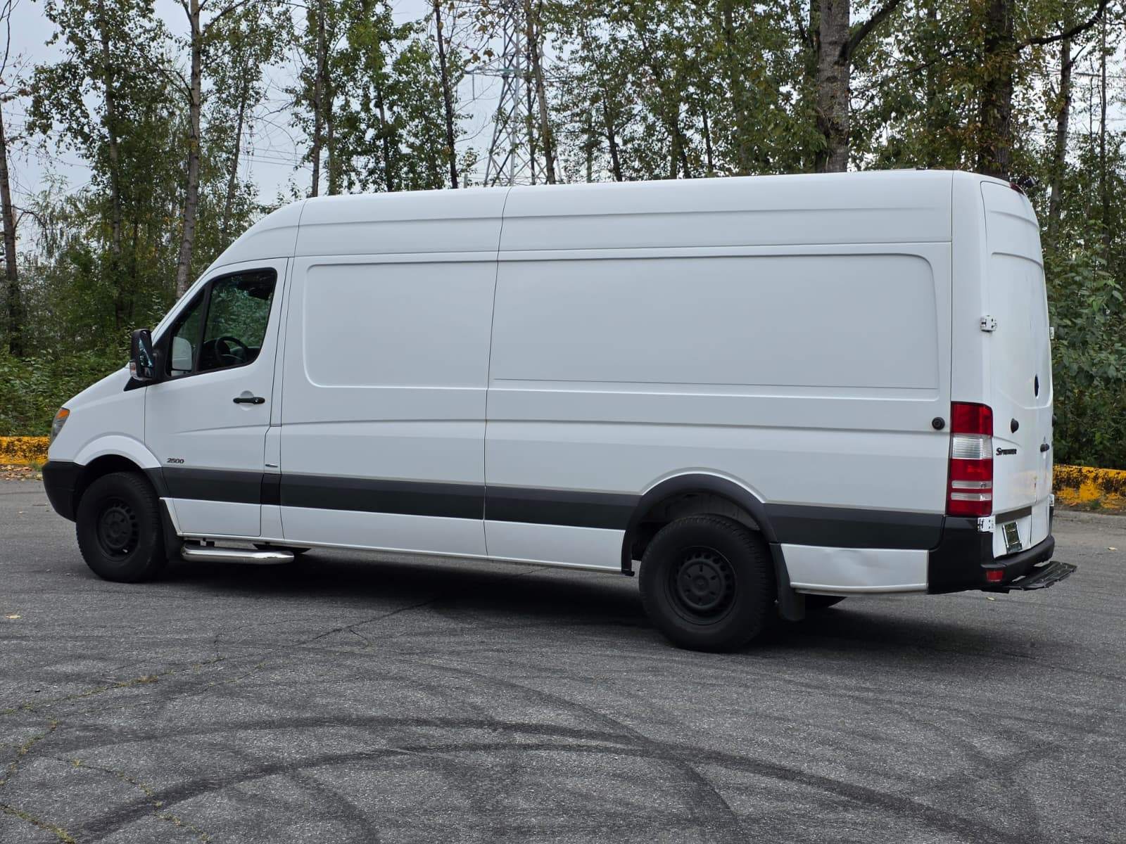 2012 Mercedes-Benz Sprinter Cargo Van 2500 170" EXT