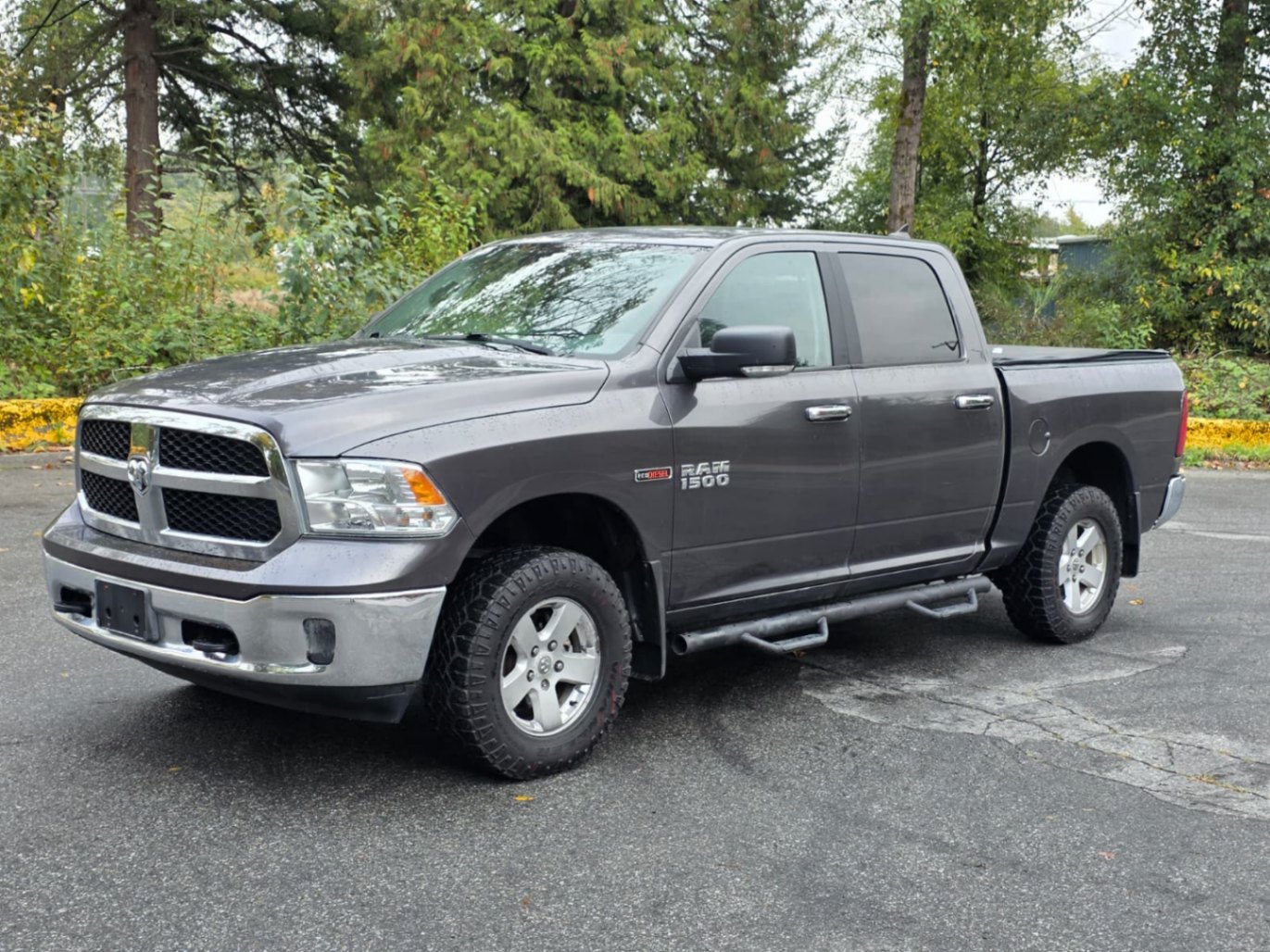 2018 Ram 1500 SLT Crew Cab 4WD