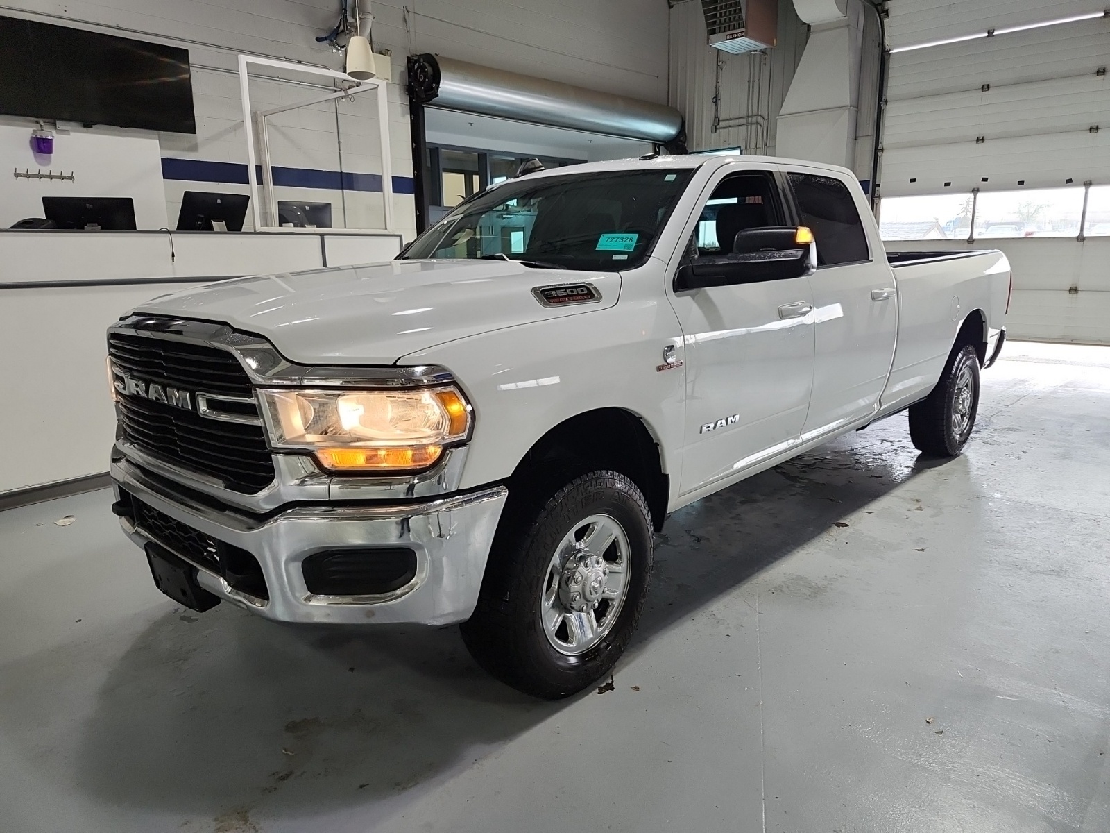 2021 Ram 3500 Big Horn Crew Cab 8' Box 4x4