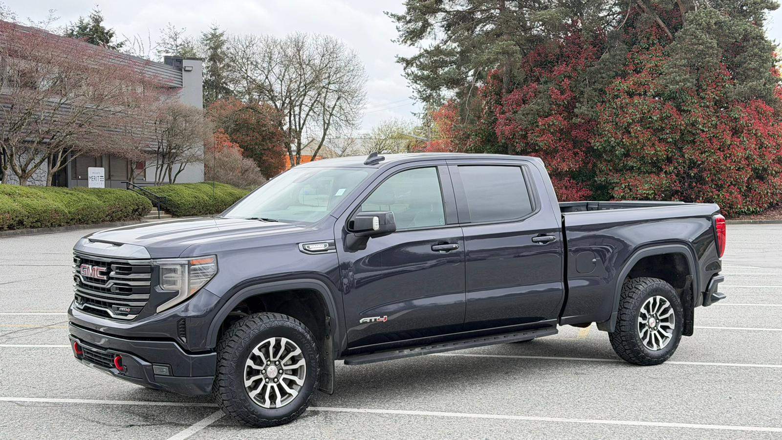 2022 GMC Sierra 1500 AT4 Crew Cab LB 4WD