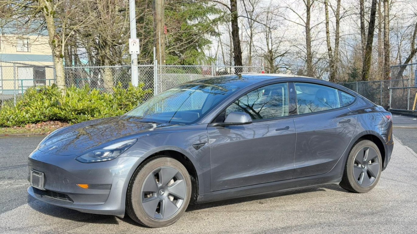 2023 Tesla Model 3