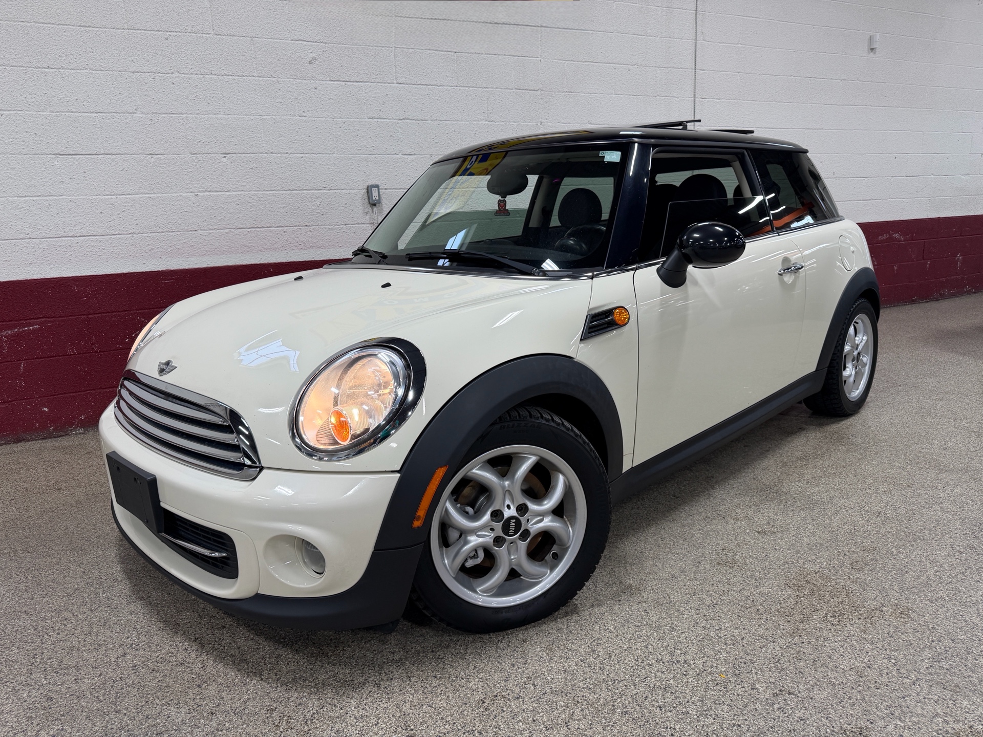 White 2013 MINI Cooper Hatchback Front-Wheel Drive Automatic