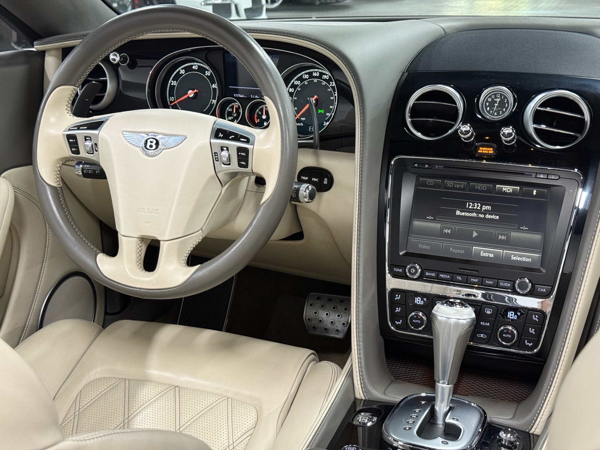 2013 Bentley Continental GT V8 LE MANS EDITION | 2dr Conv, 多伦多, 全款车