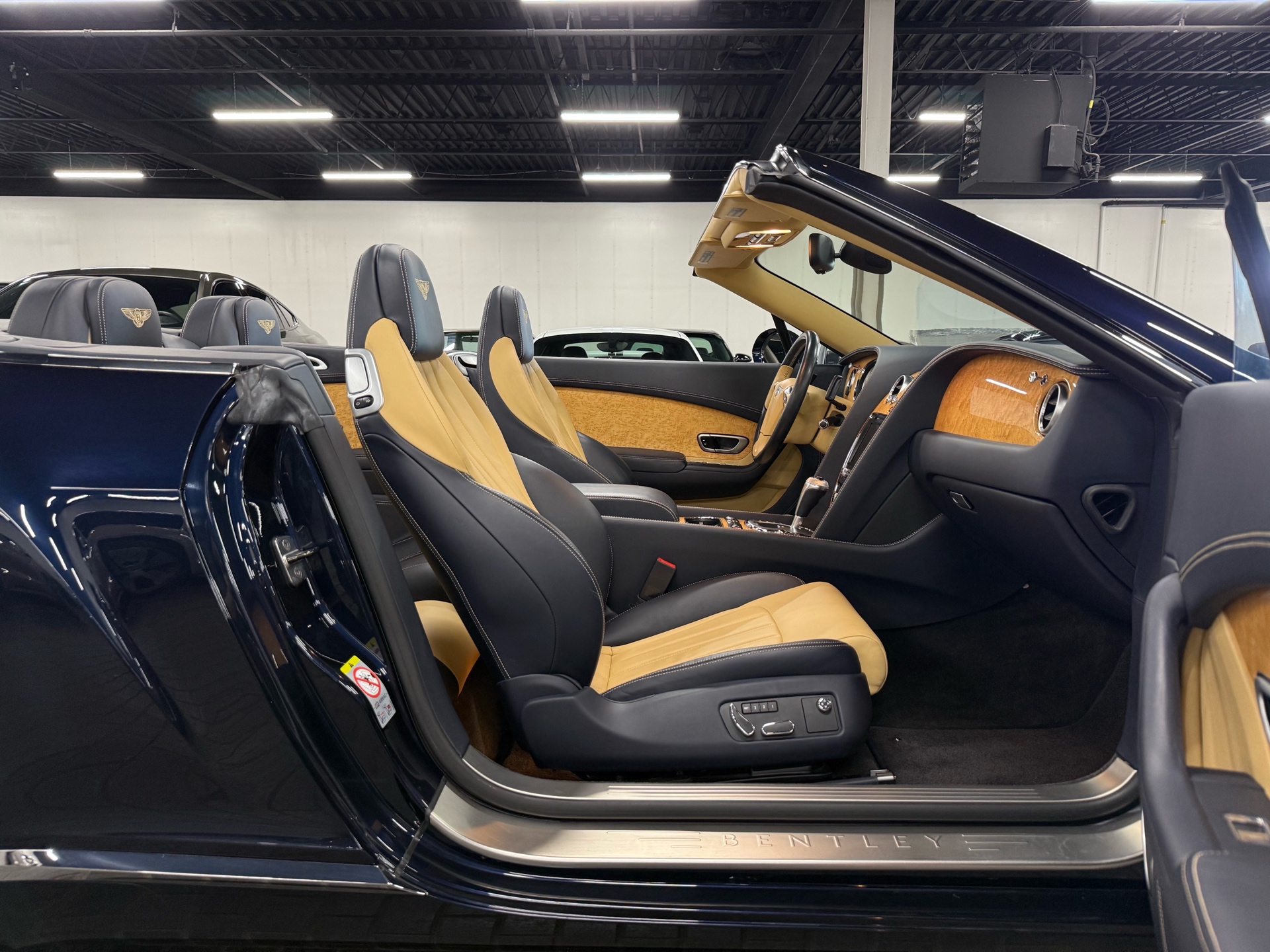 2013 Bentley Continental GT V8 2dr Conv, 多伦多, 全款车