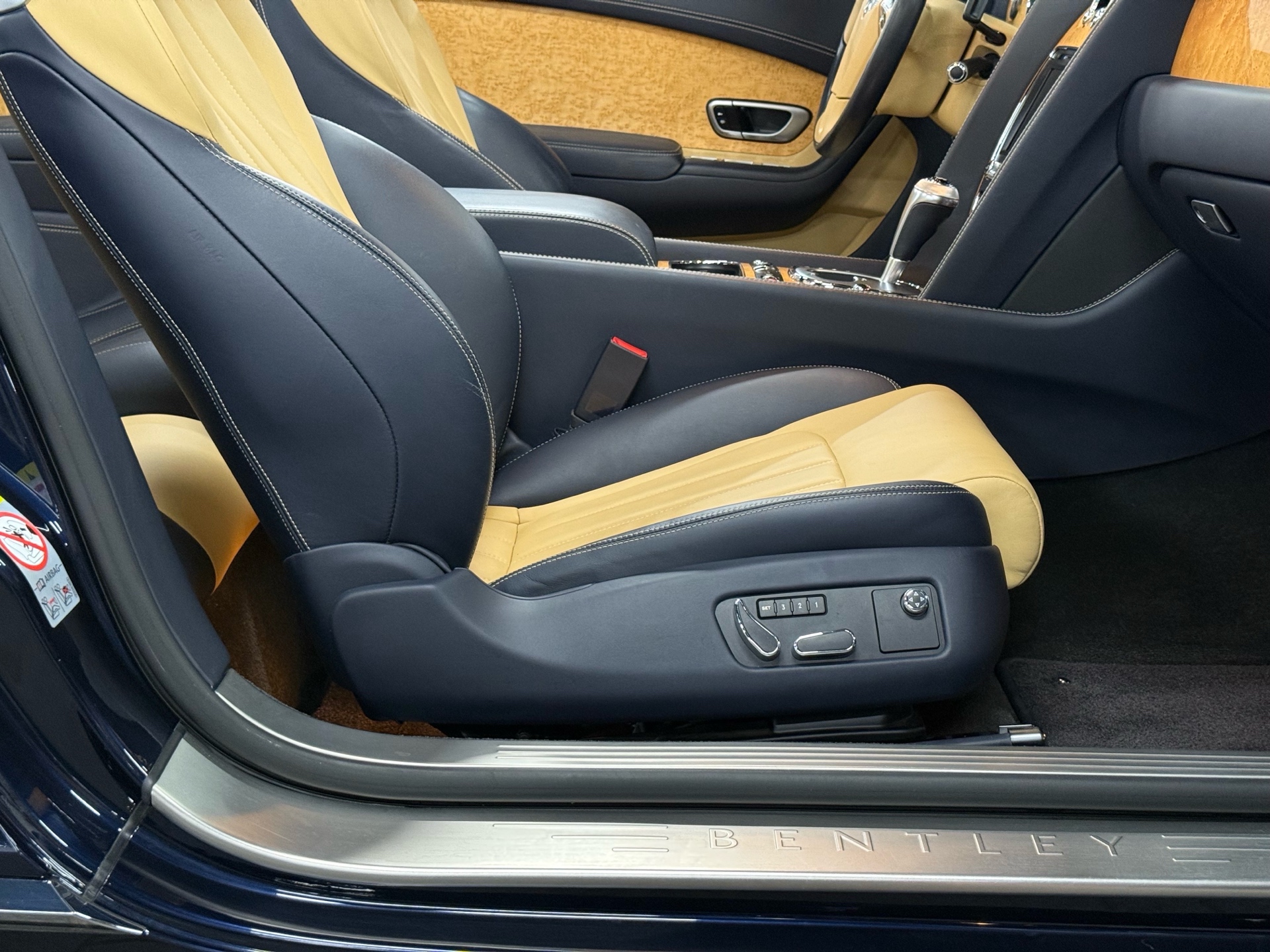 2013 Bentley Continental GT V8 2dr Conv, 多伦多, 全款车