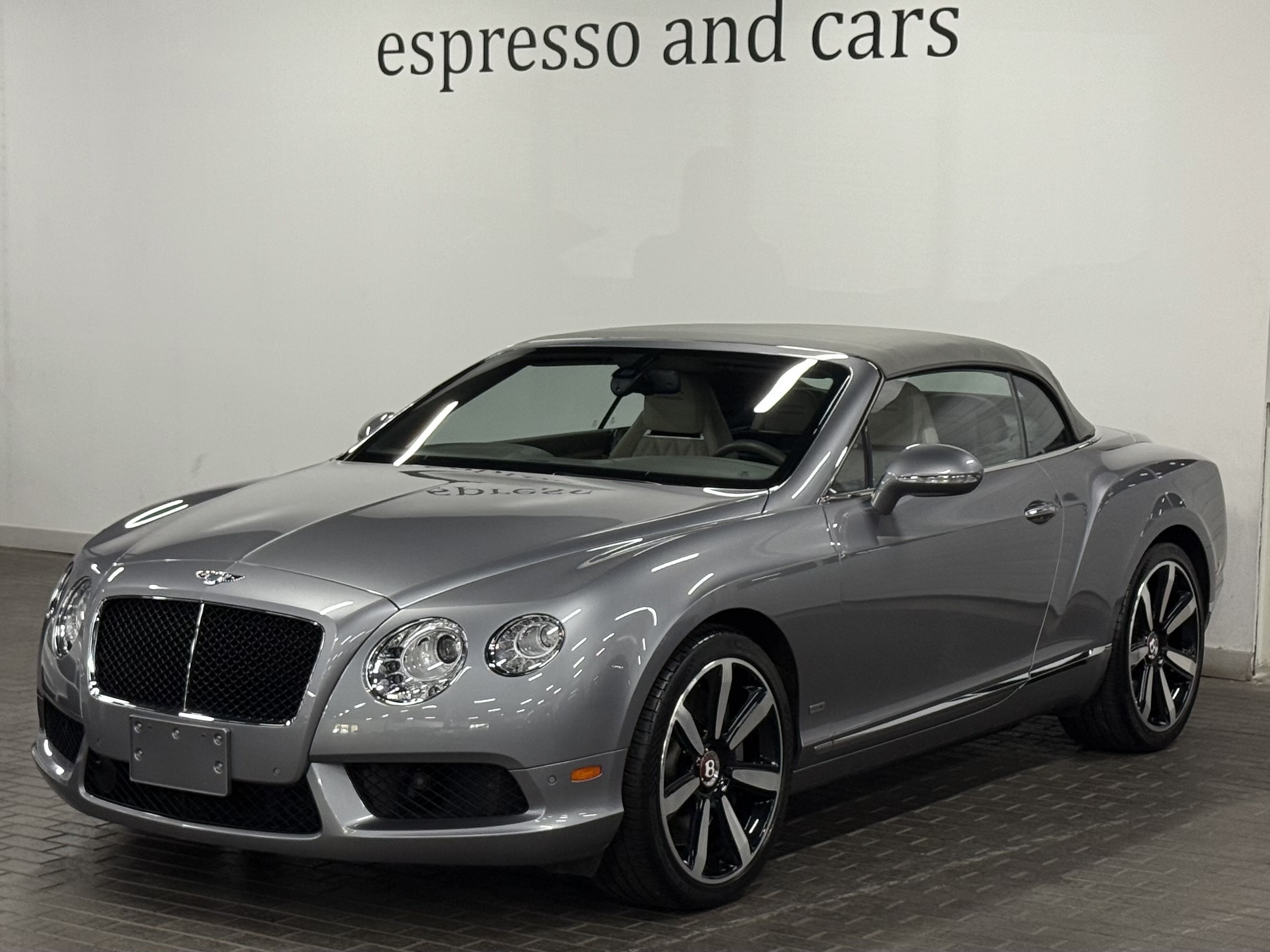 2013 Bentley Continental GT V8 LE MANS EDITION | 2dr Conv, 多伦多, 全款车
