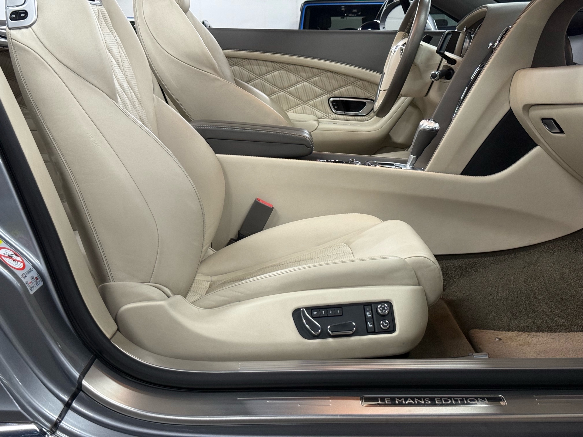 2013 Bentley Continental GT V8 LE MANS EDITION | 2dr Conv, 多伦多, 全款车
