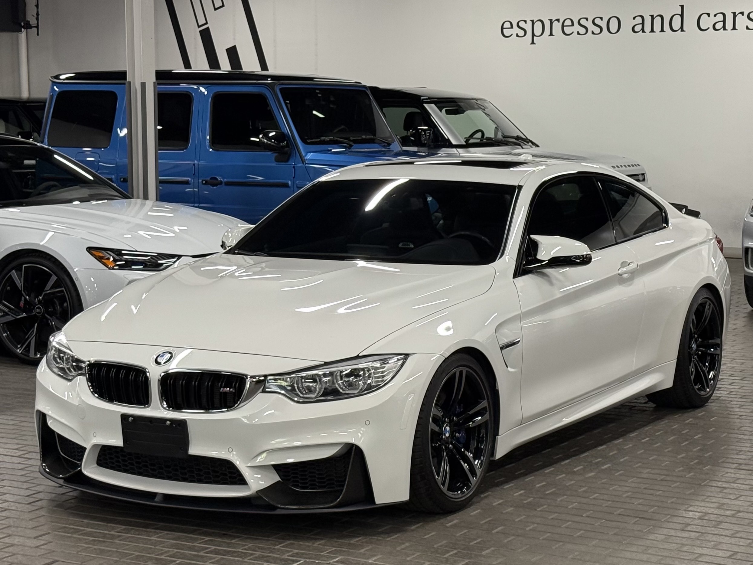 2016 BMW M4 6-SPEED MANUAL | 2dr Cpe, Toronto, Cash