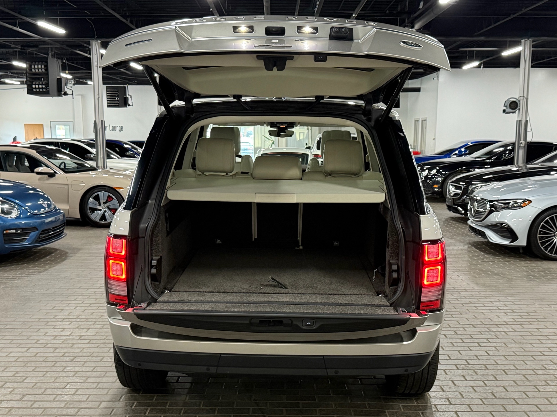 2017 Land Rover Range Rover DIESEL LWB Td6 HSE, Toronto, Cash