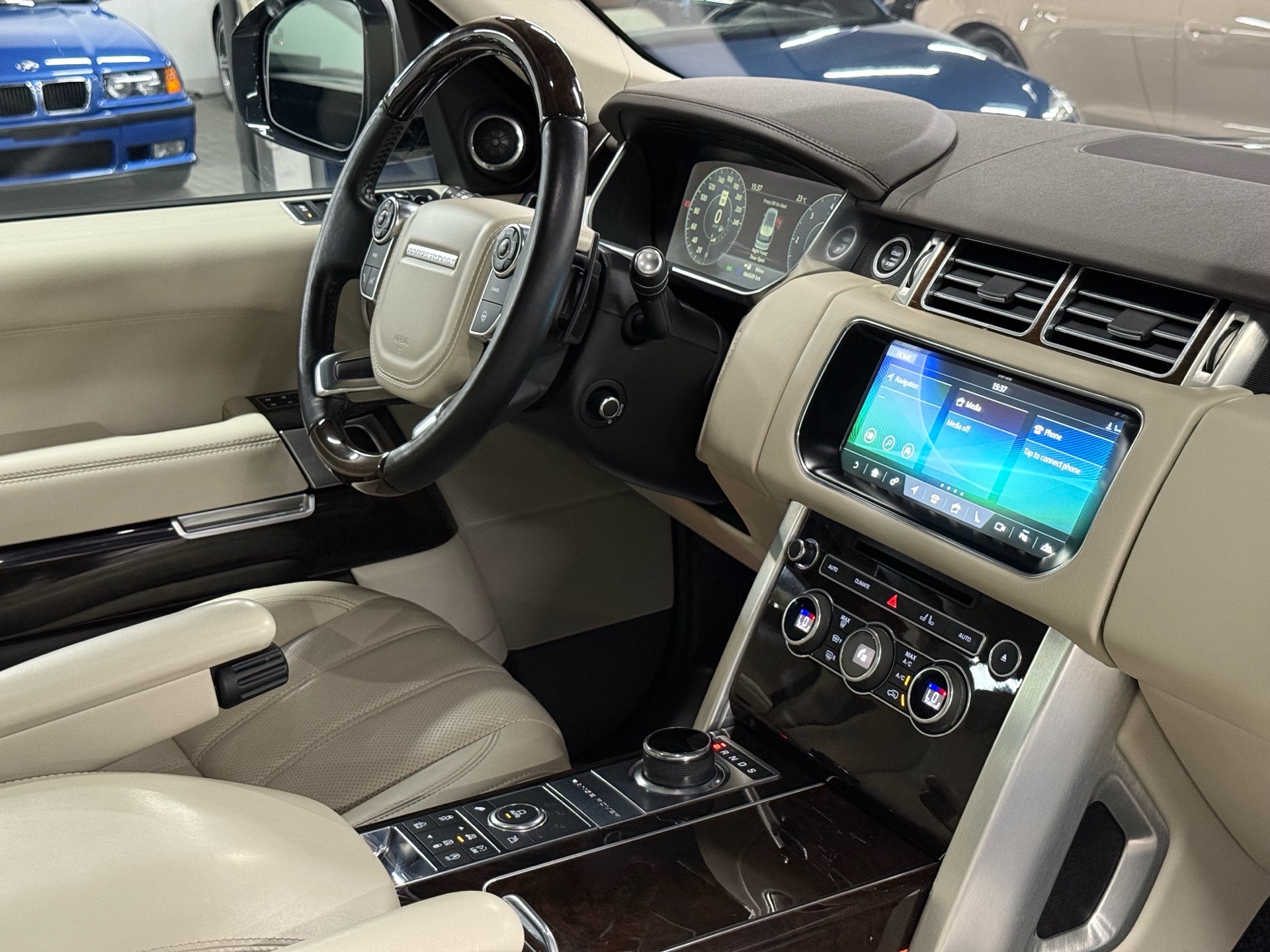 2017 Land Rover Range Rover DIESEL LWB Td6 HSE, Toronto, Cash
