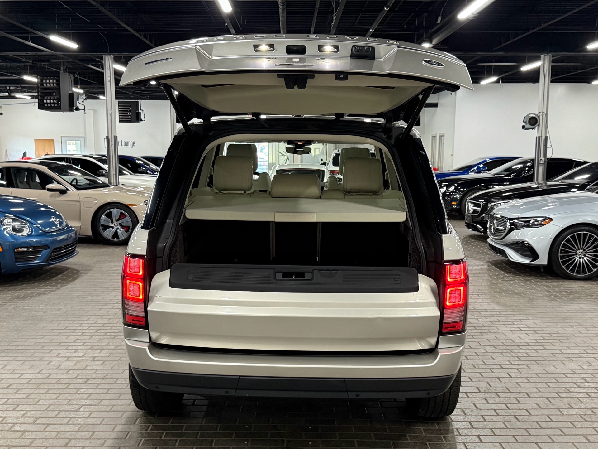2017 Land Rover Range Rover DIESEL LWB Td6 HSE, Toronto, Cash