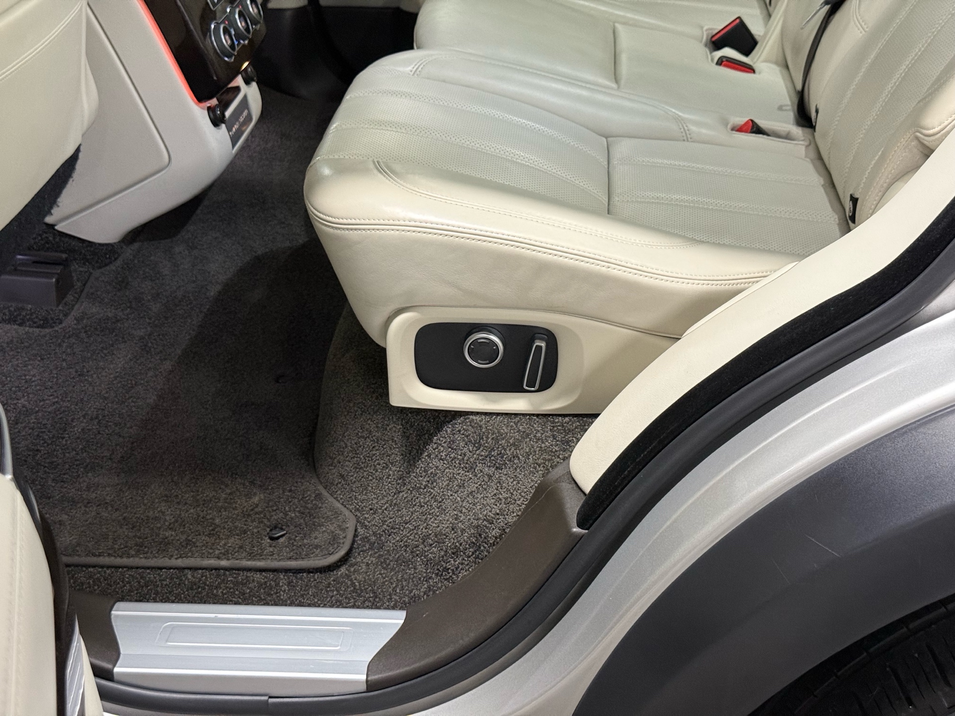 2017 Land Rover Range Rover DIESEL LWB Td6 HSE, Toronto, Cash