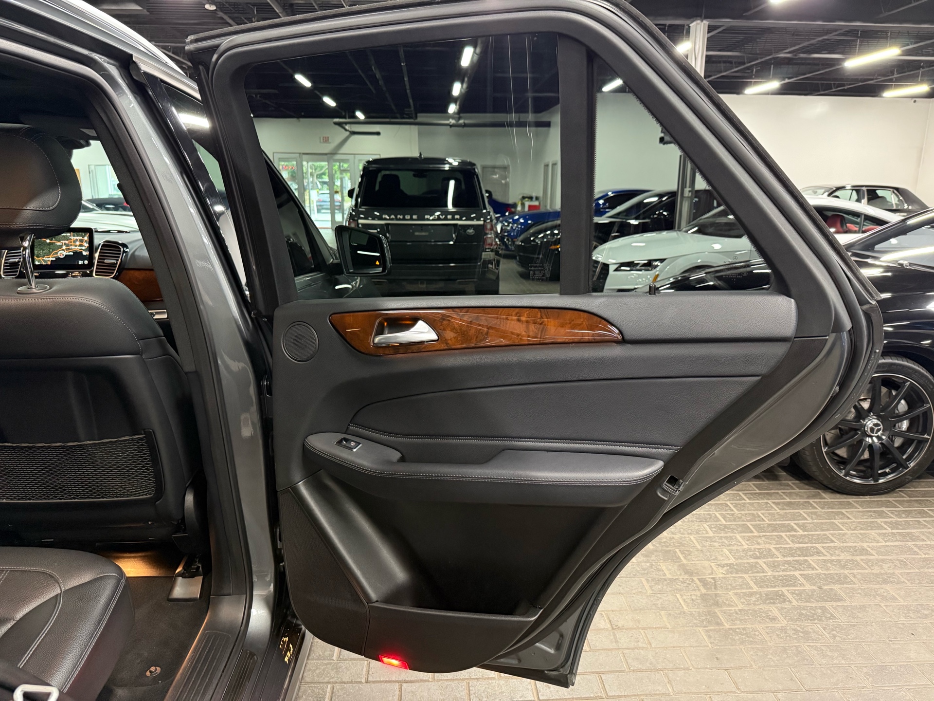 2017 Mercedes-Benz GLE-class 4MATIC 4dr GLE 400, Toronto, Cash