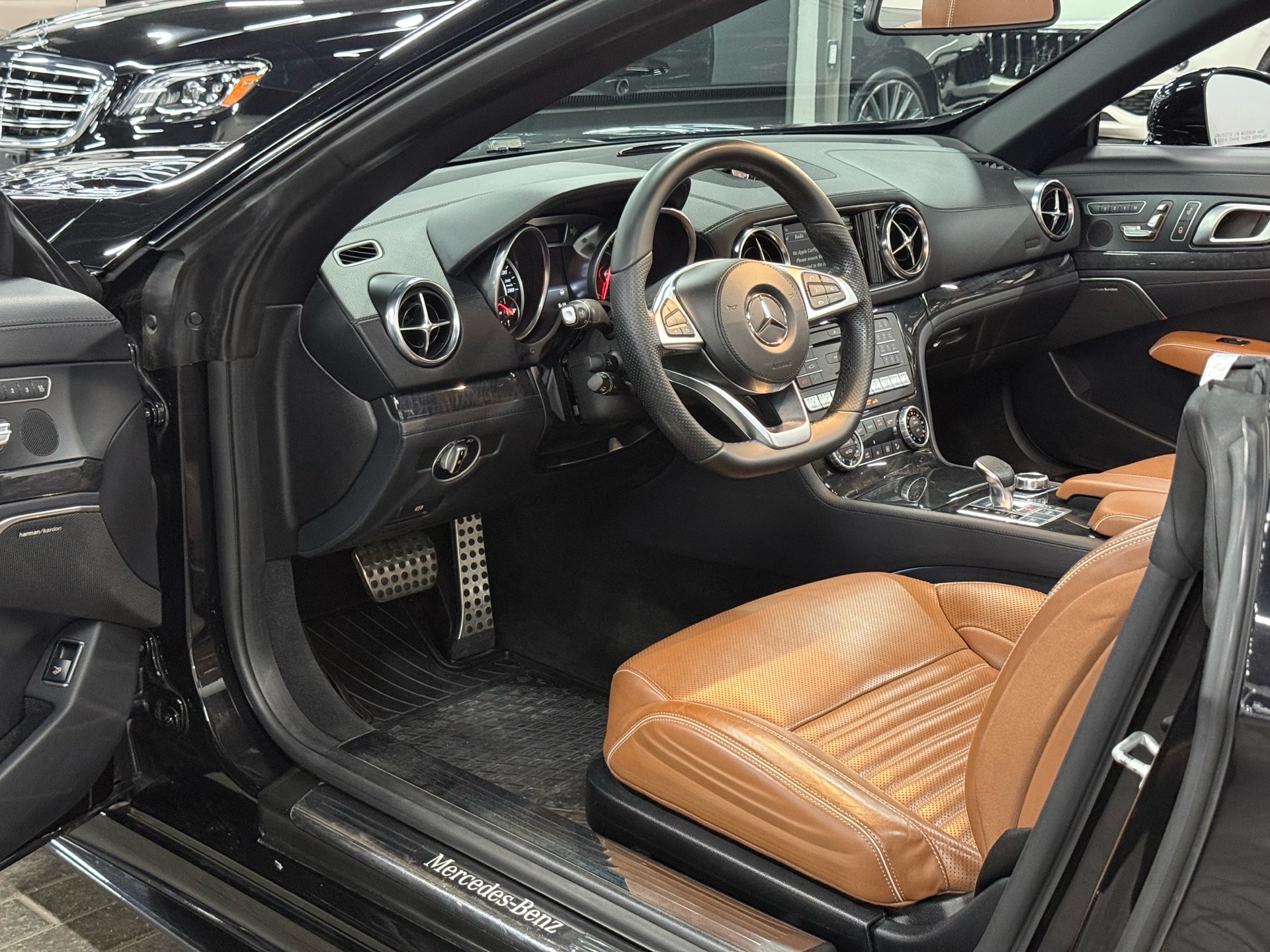2017 Mercedes-Benz SL Roadster SL 450, Toronto, Cash