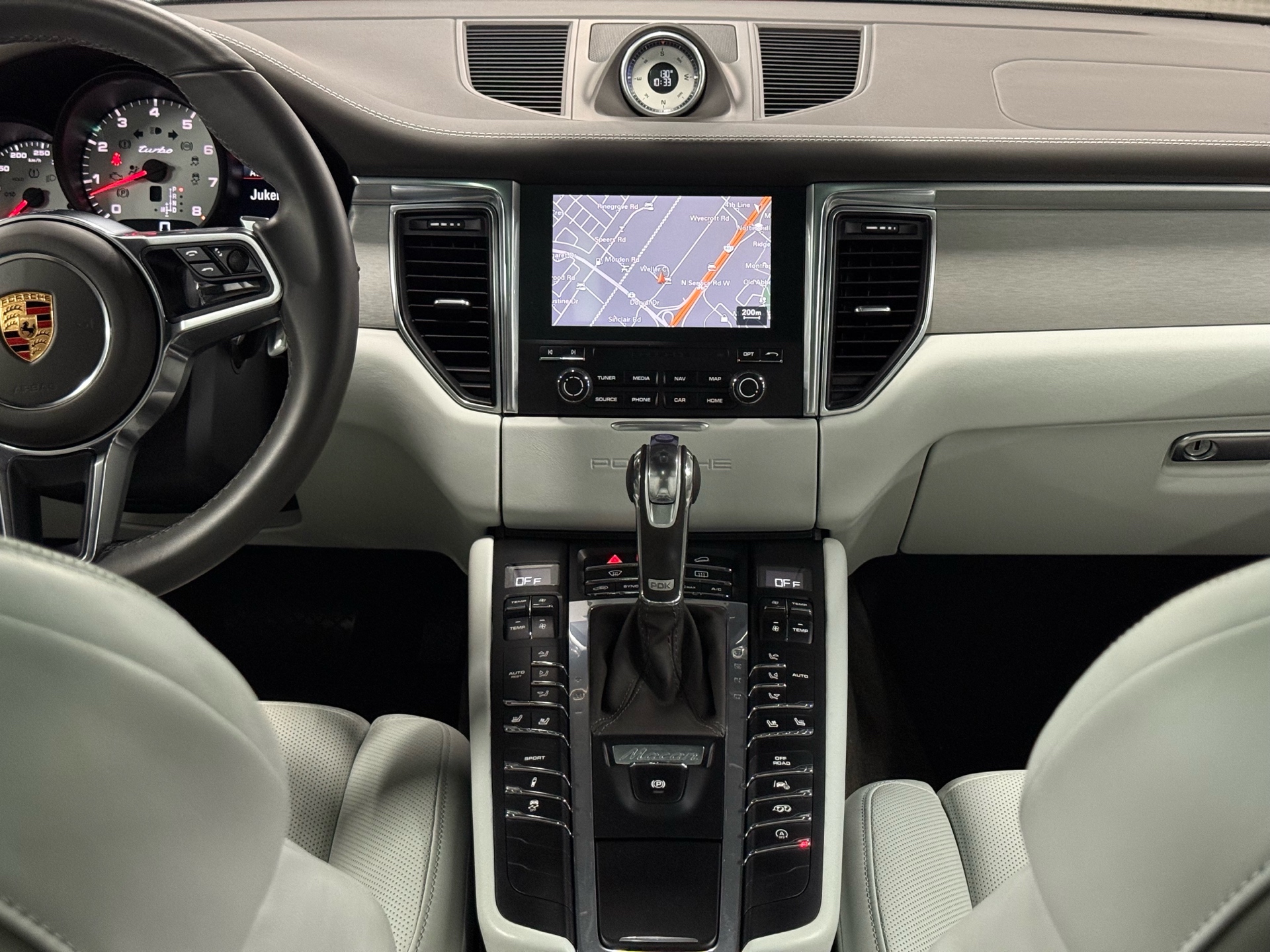 2017 Porsche Macan AWD 4dr Turbo, Toronto, Cash