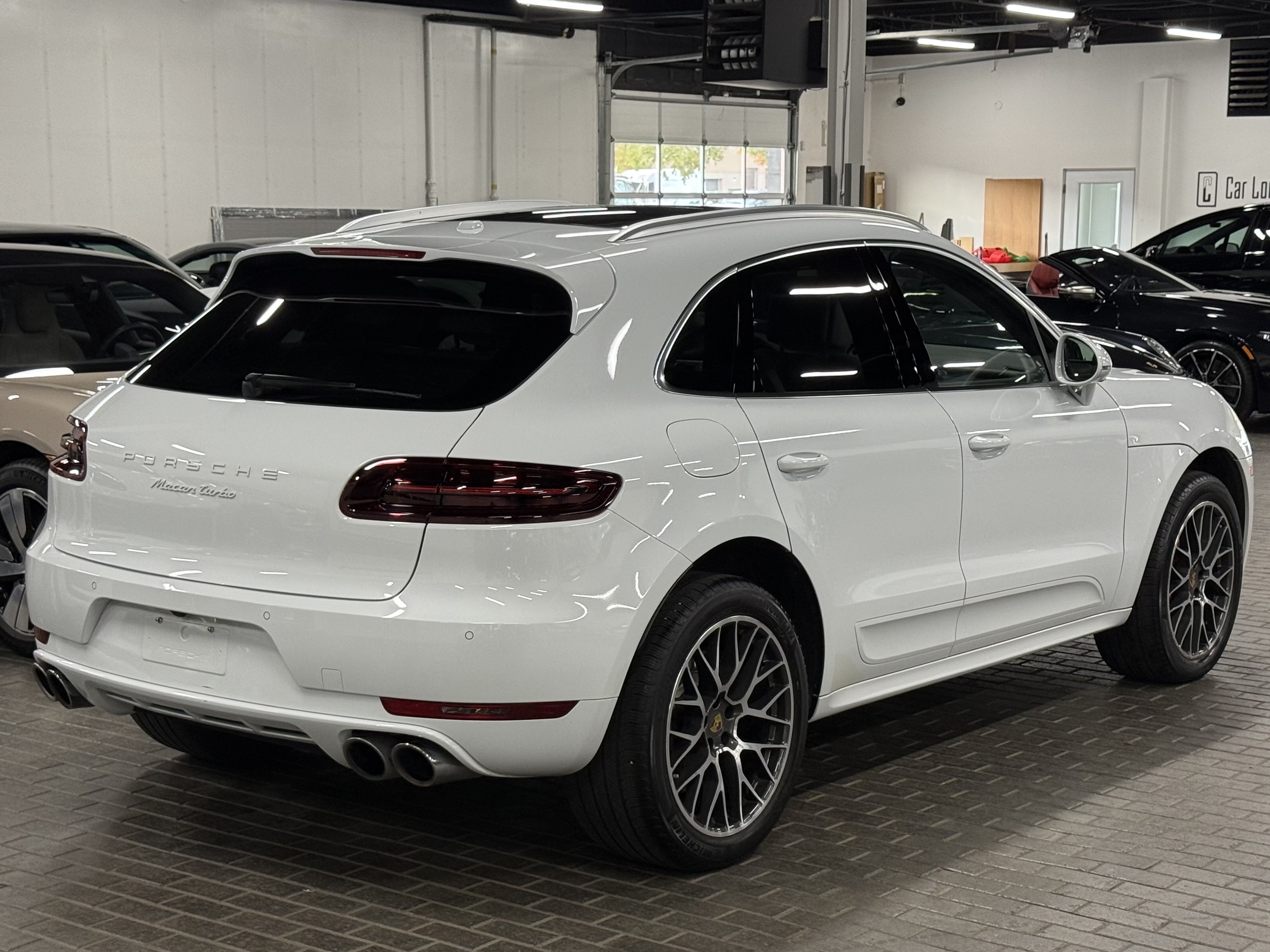 2017 Porsche Macan AWD 4dr Turbo, Toronto, Cash