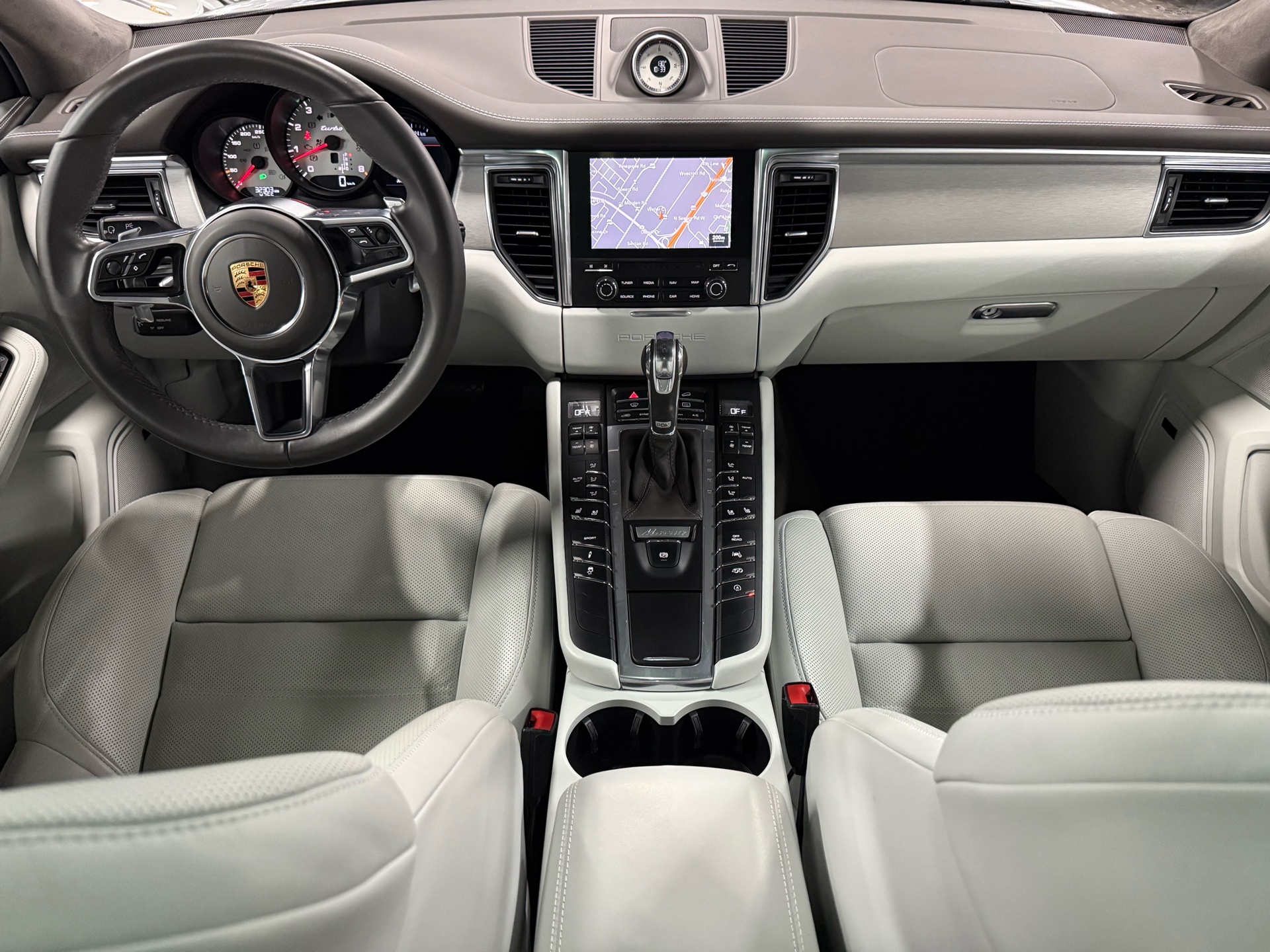 2017 Porsche Macan AWD 4dr Turbo, Toronto, Cash