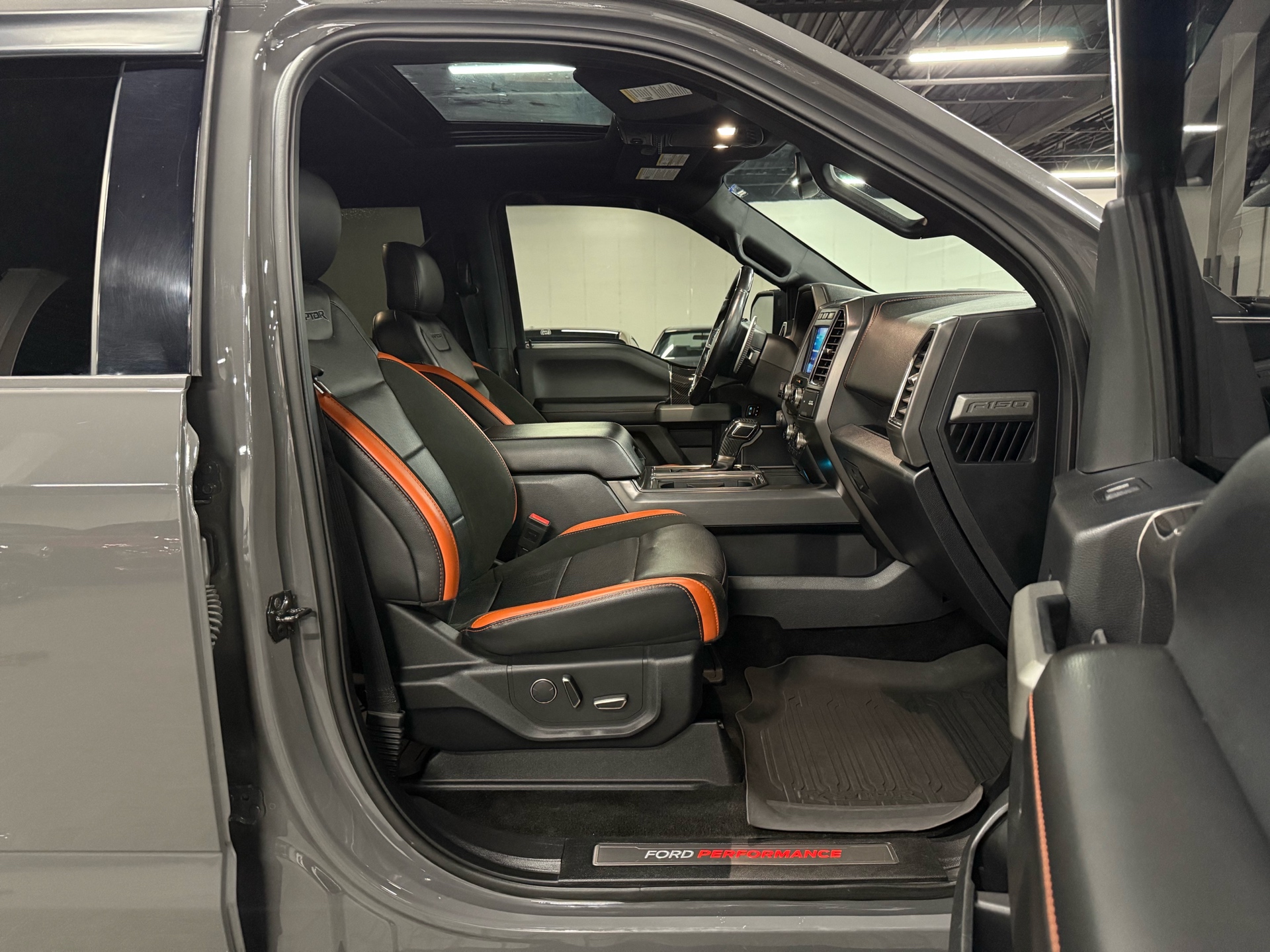 2018 Ford F-150 Raptor 4WD SuperCrew 5.5' Box, Toronto, Cash