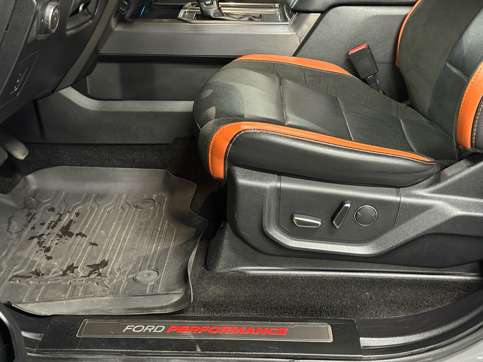 2018 Ford F-150 Raptor 4WD SuperCrew 5.5' Box, Toronto, Cash