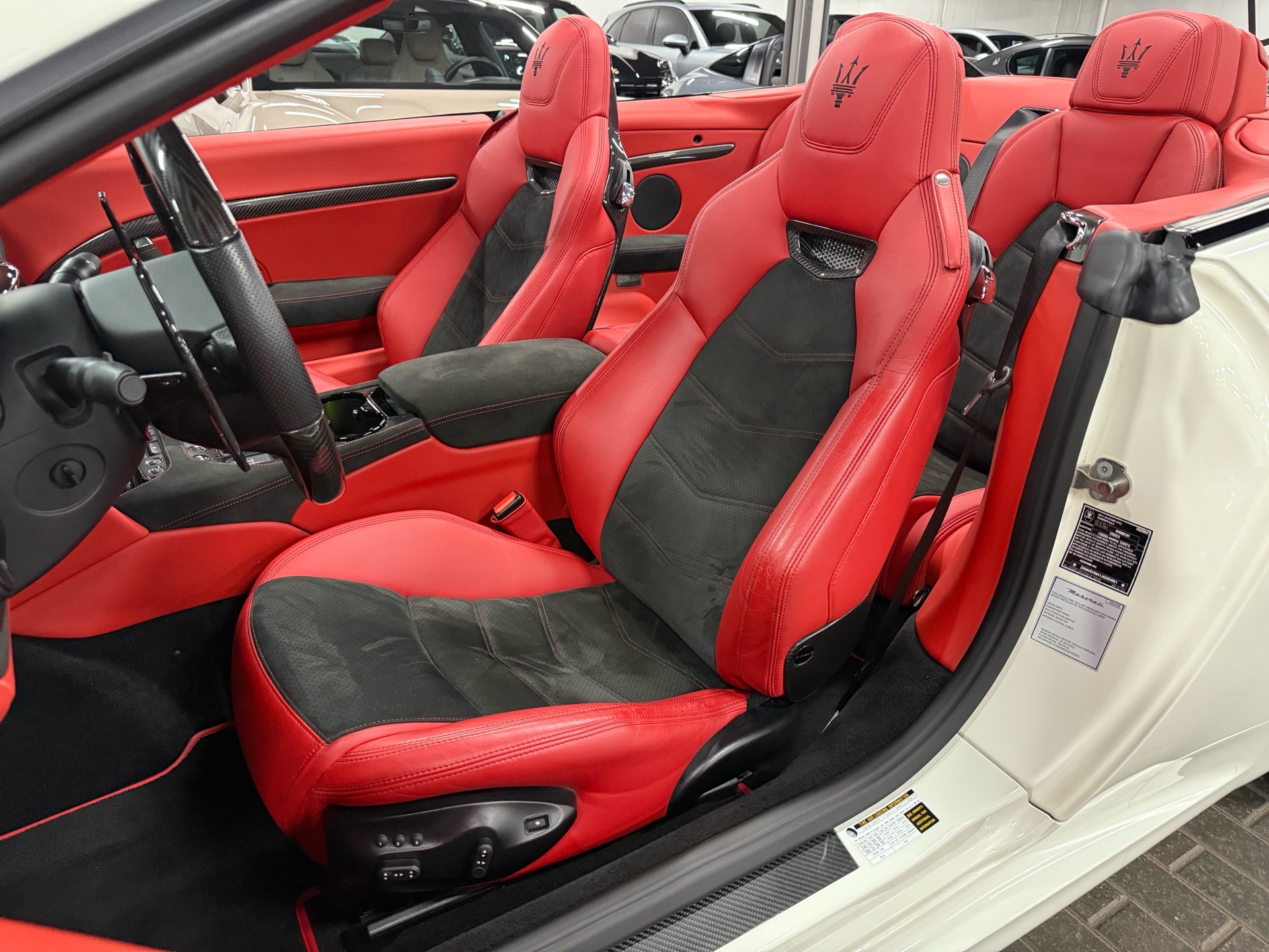 2018 Maserati Granturismo MC Convertible 4.7L, 多伦多, 全款车