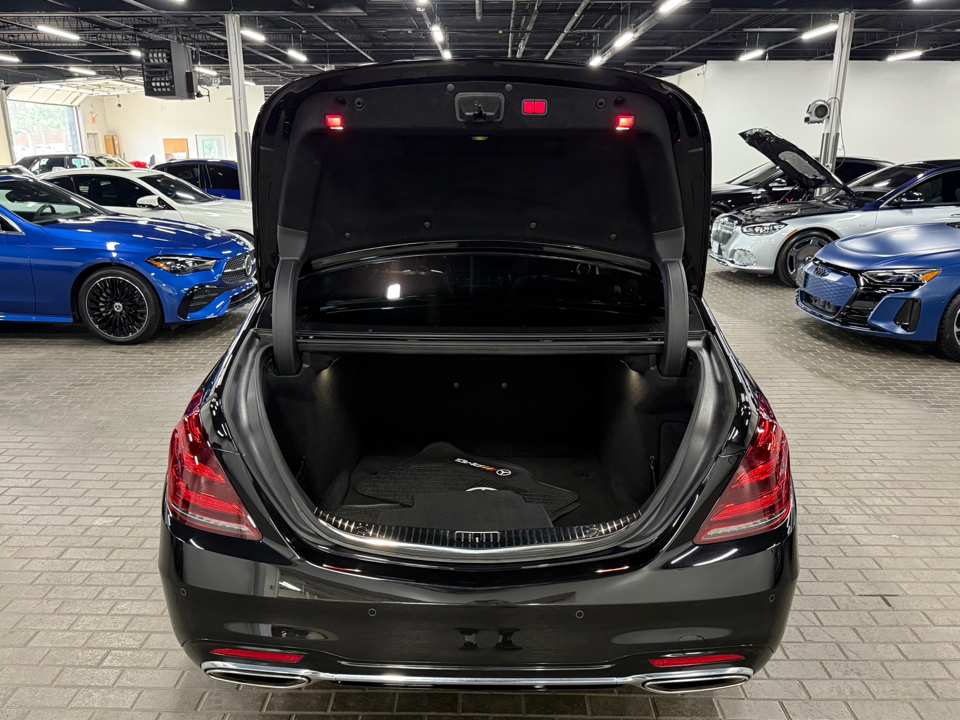 2018 Mercedes-Benz S-Class S 560 4MATIC LWB Sedan, 多伦多, 全款车