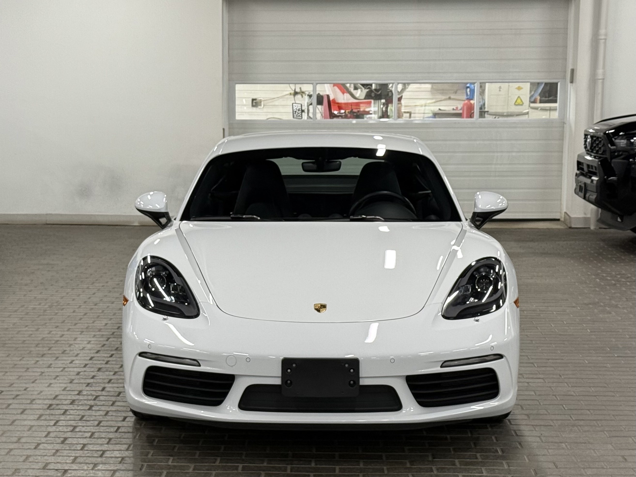 2018 Porsche 718 Cayman Coupe, Toronto, Cash