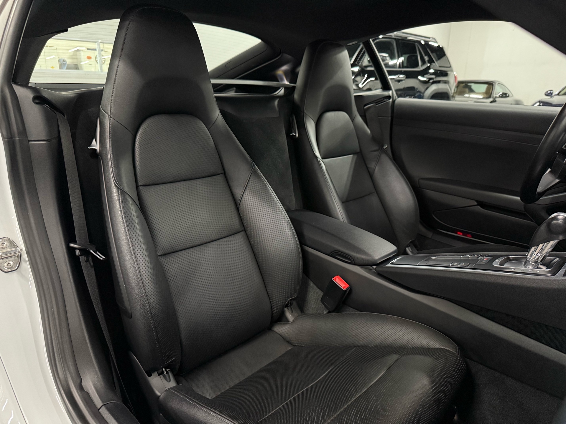 2018 Porsche 718 Cayman Coupe, Toronto, Cash
