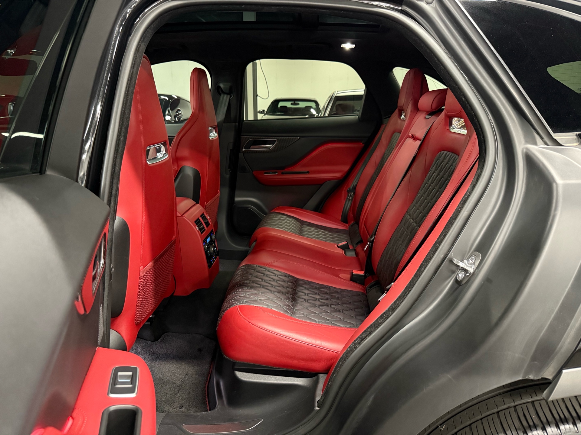 2020 Jaguar  F-PACE  SVR AWD , 多伦多, 第三方LEASE