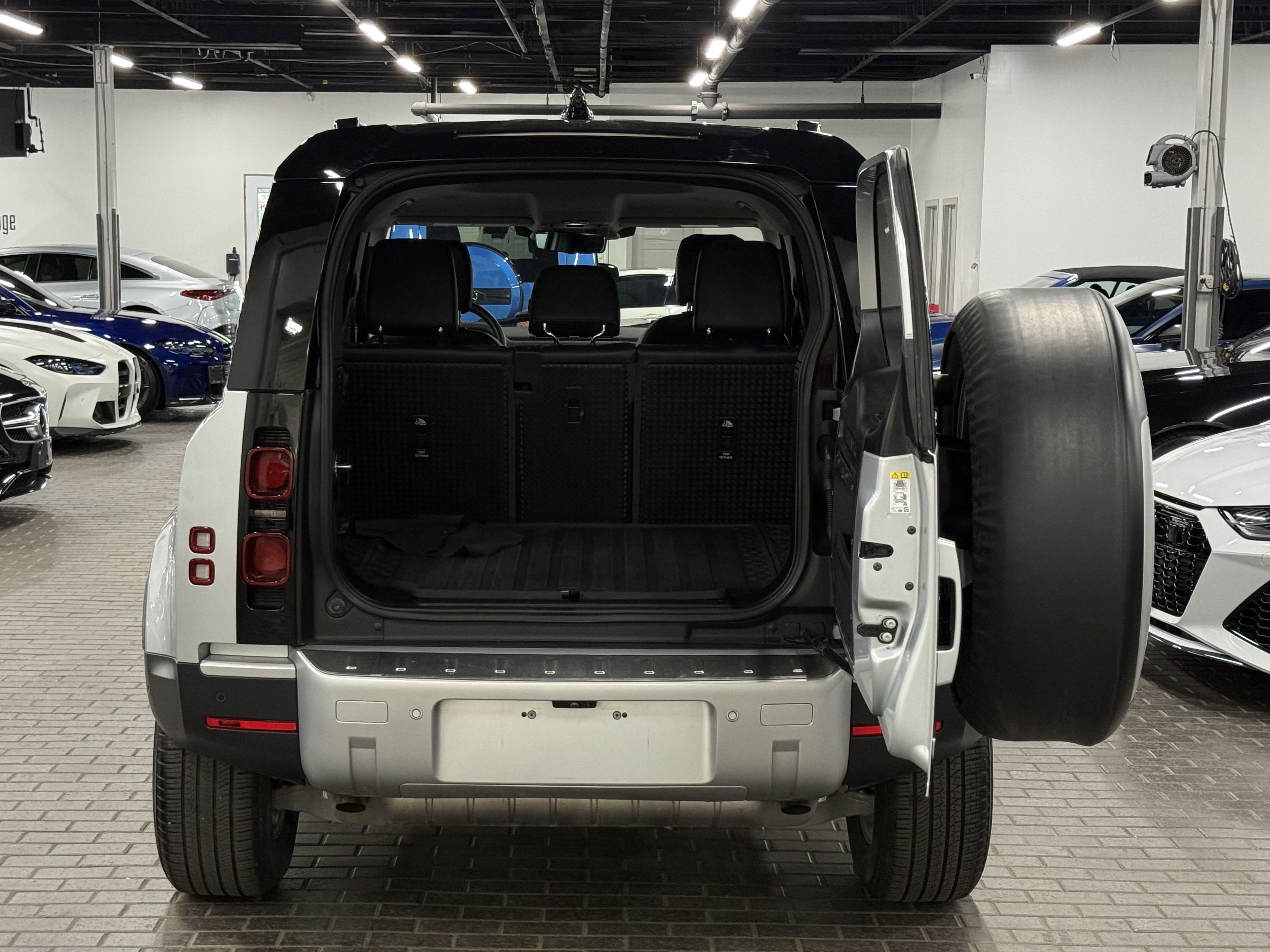 2020 Land Rover Defender 110 First Edition AWD, Toronto, Cash