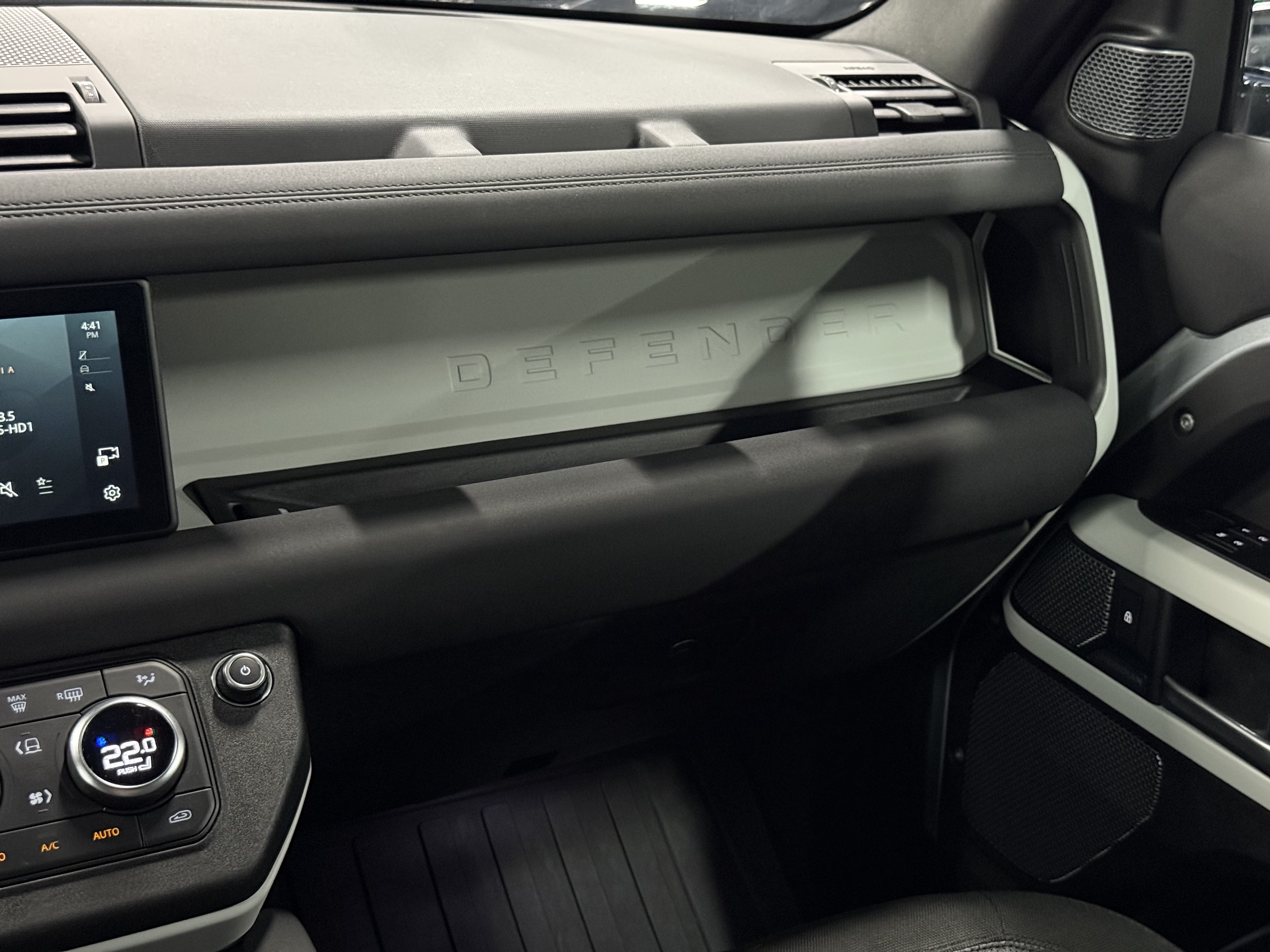 2020 Land Rover Defender 110 First Edition AWD, Toronto, Cash