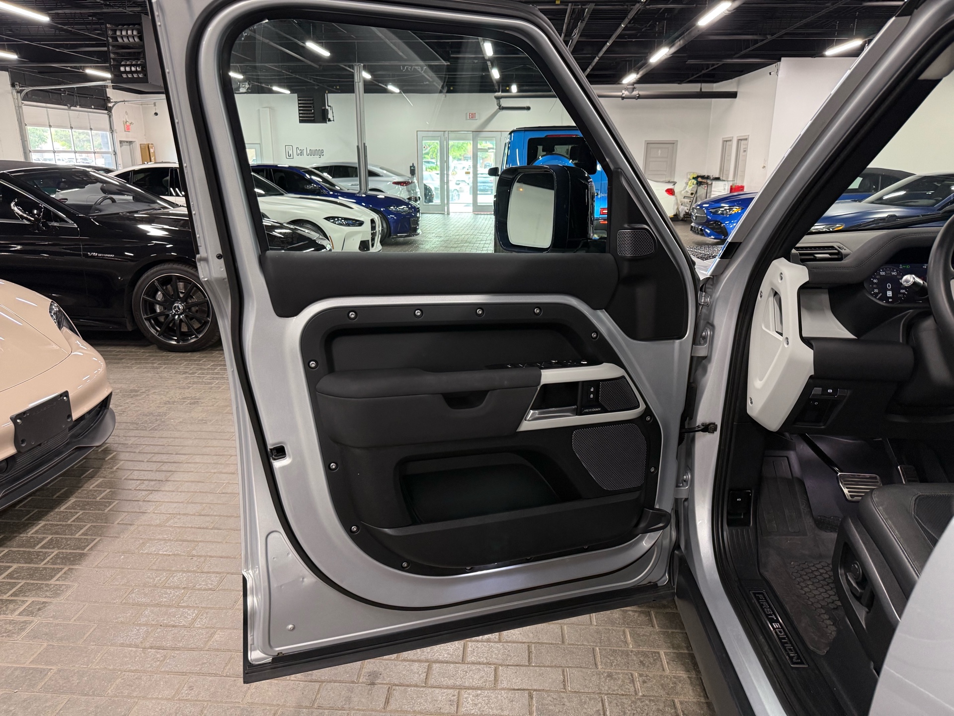 2020 Land Rover Defender 110 First Edition AWD, Toronto, Cash