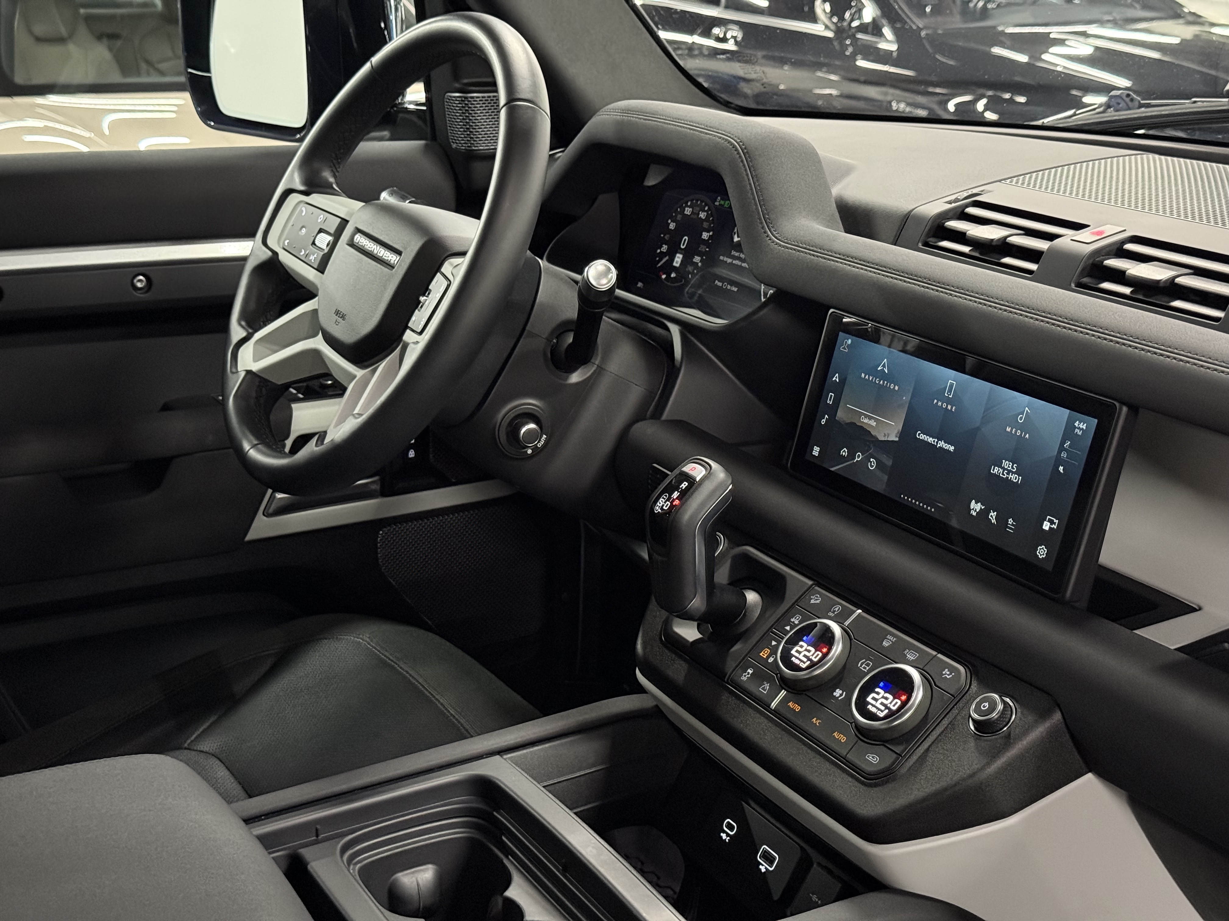2020 Land Rover Defender 110 First Edition AWD, Toronto, Cash