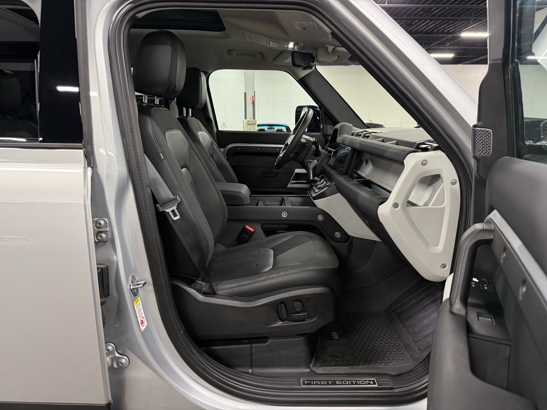 2020 Land Rover Defender 110 First Edition AWD, Toronto, Cash