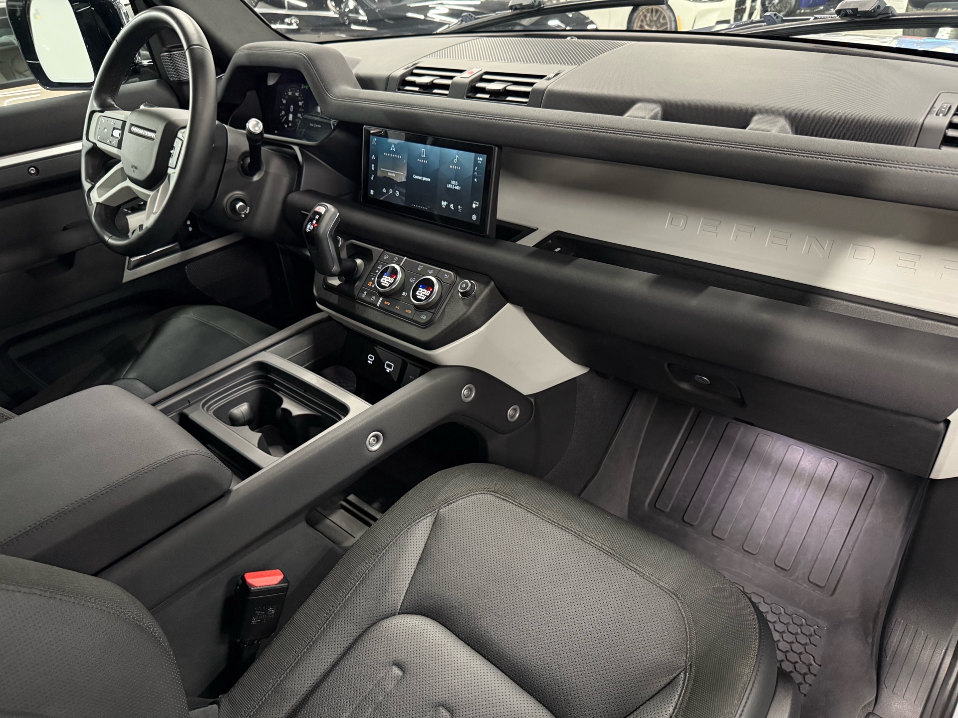 2020 Land Rover Defender 110 First Edition AWD, Toronto, Cash