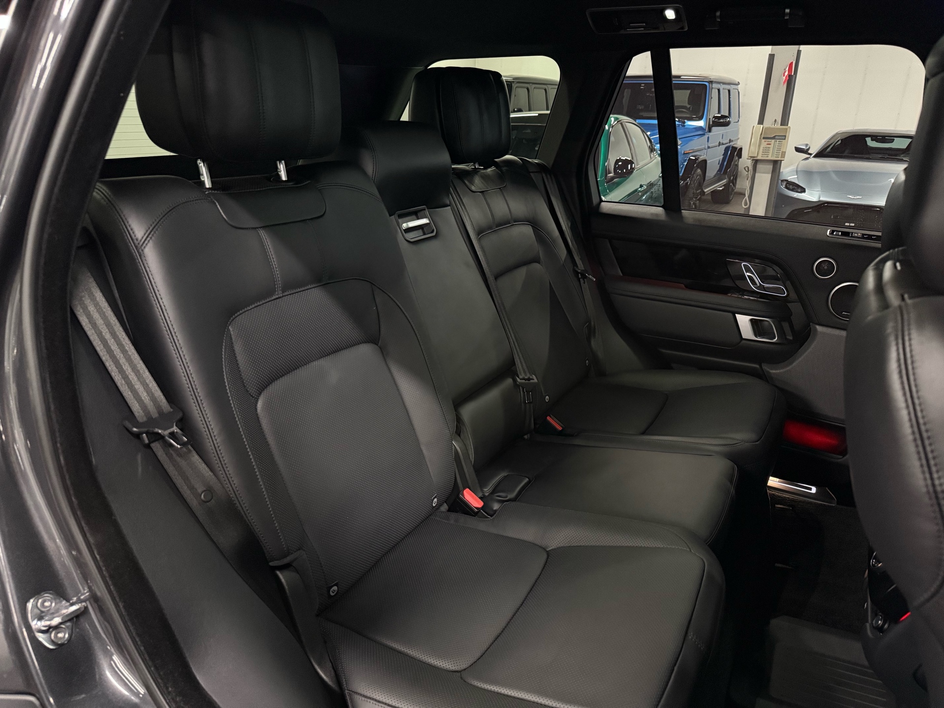 2020 Land Rover Range Rover P525 5.0L V8 Supercharged HSE SWB, Toronto, Cash