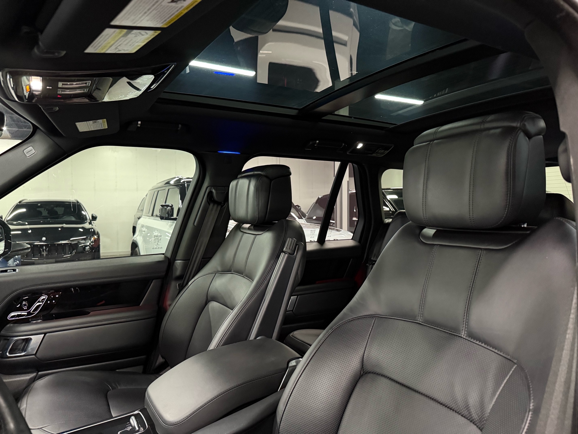 2020 Land Rover Range Rover P525 5.0L V8 Supercharged HSE SWB, Toronto, Cash