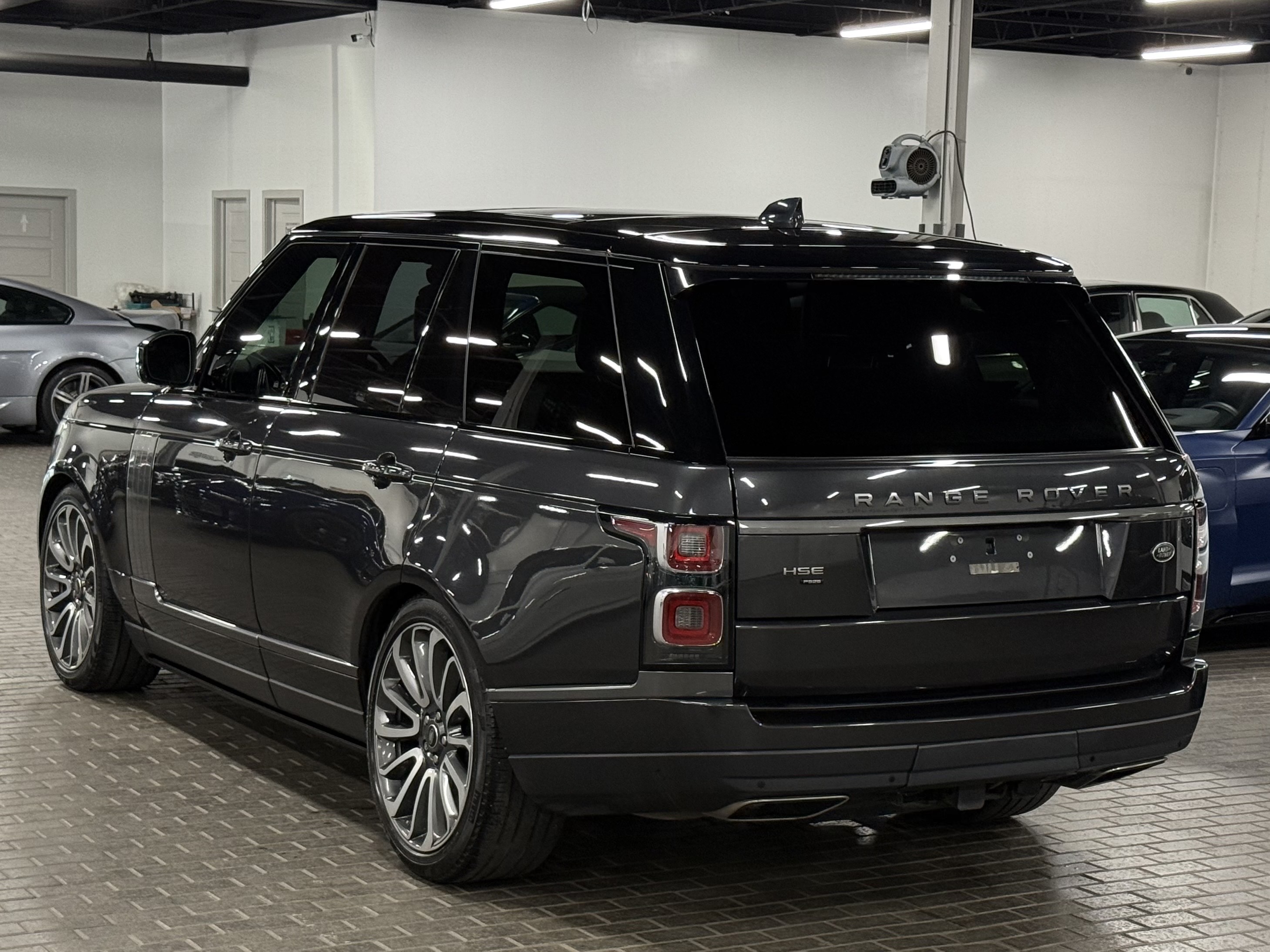 2020 Land Rover Range Rover P525 5.0L V8 Supercharged HSE SWB, Toronto, Cash
